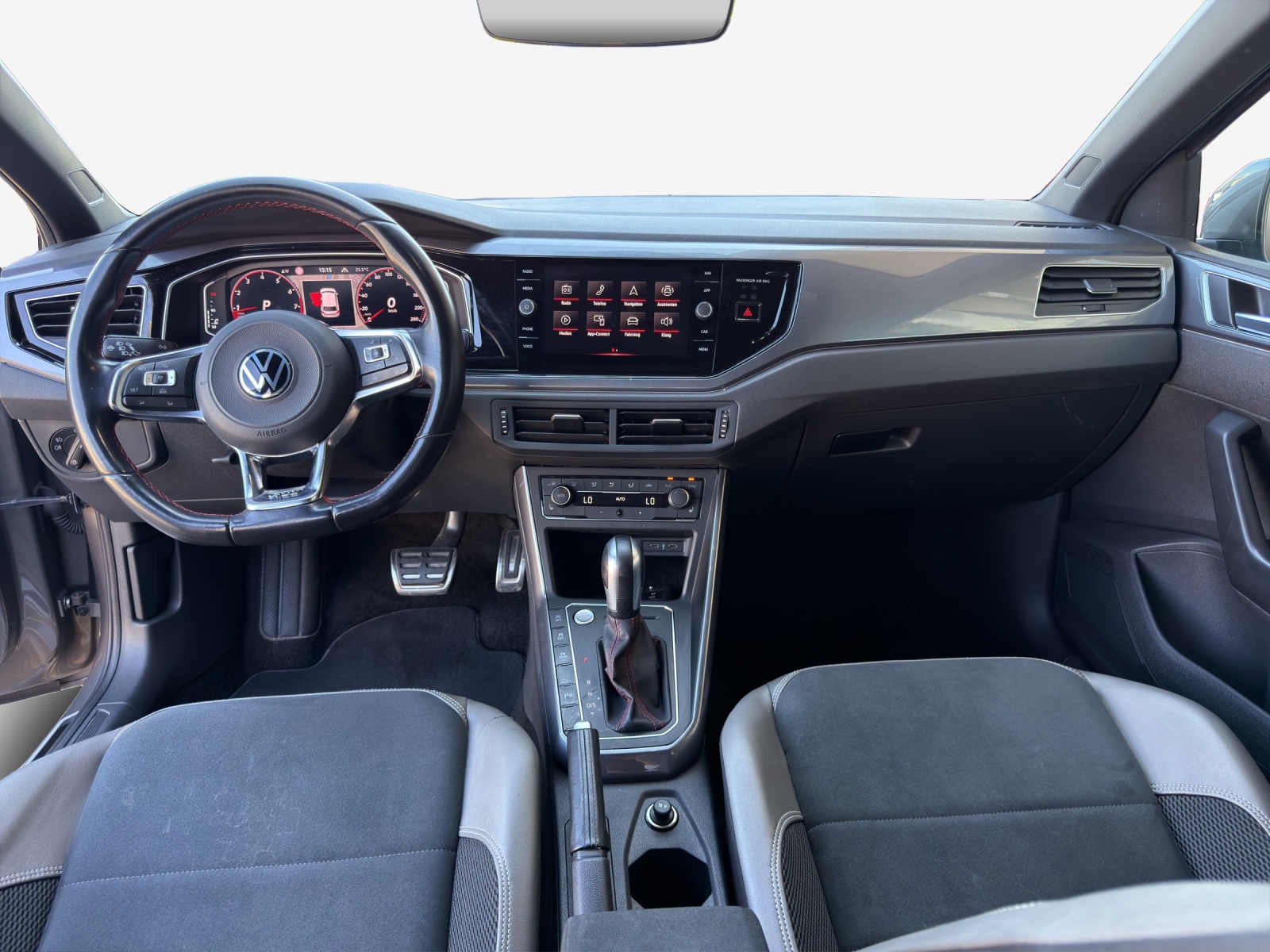VW Polo 2.0 TSI GTI DSG-image-8
