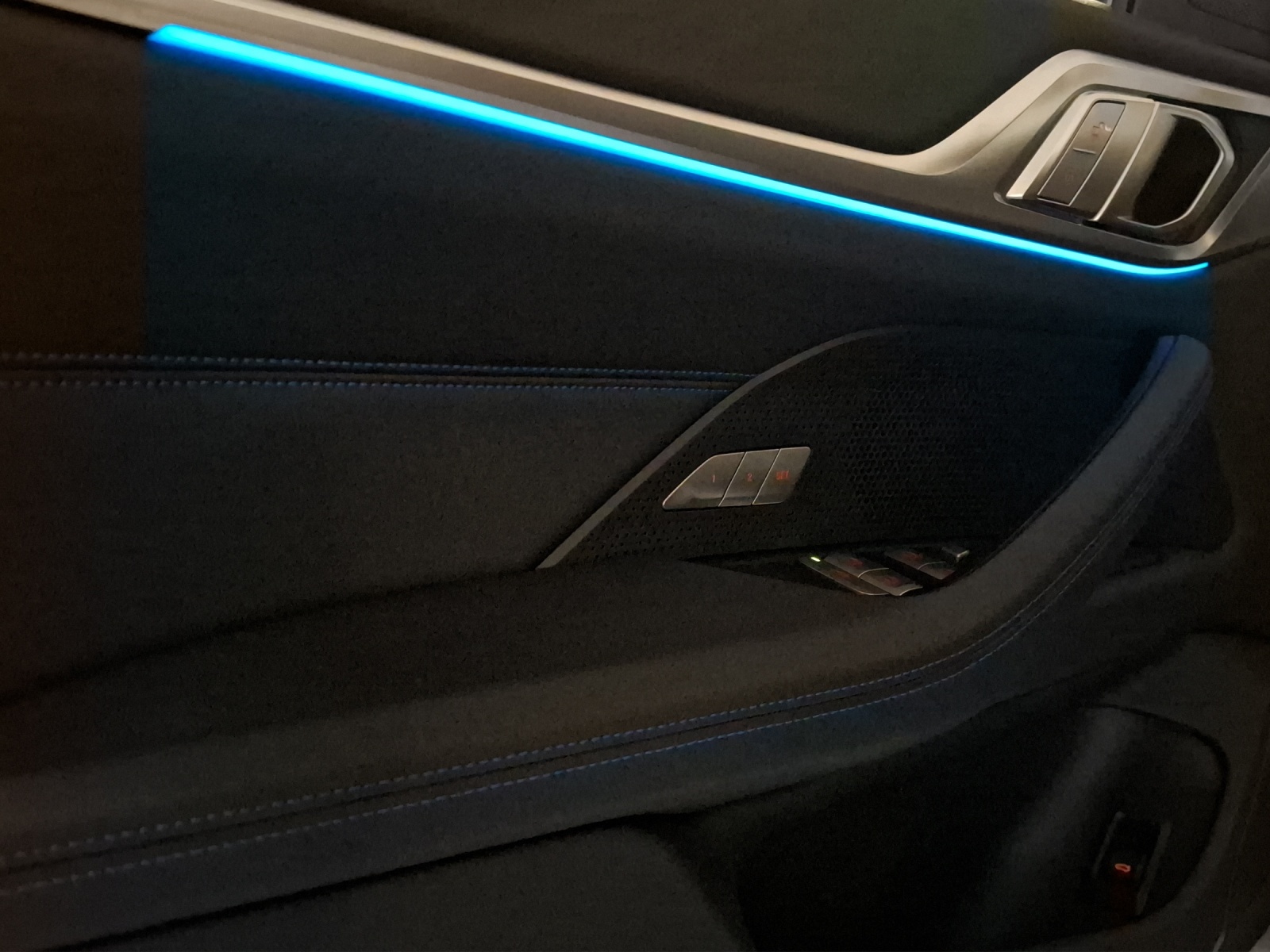BMW i4 M50-image-8