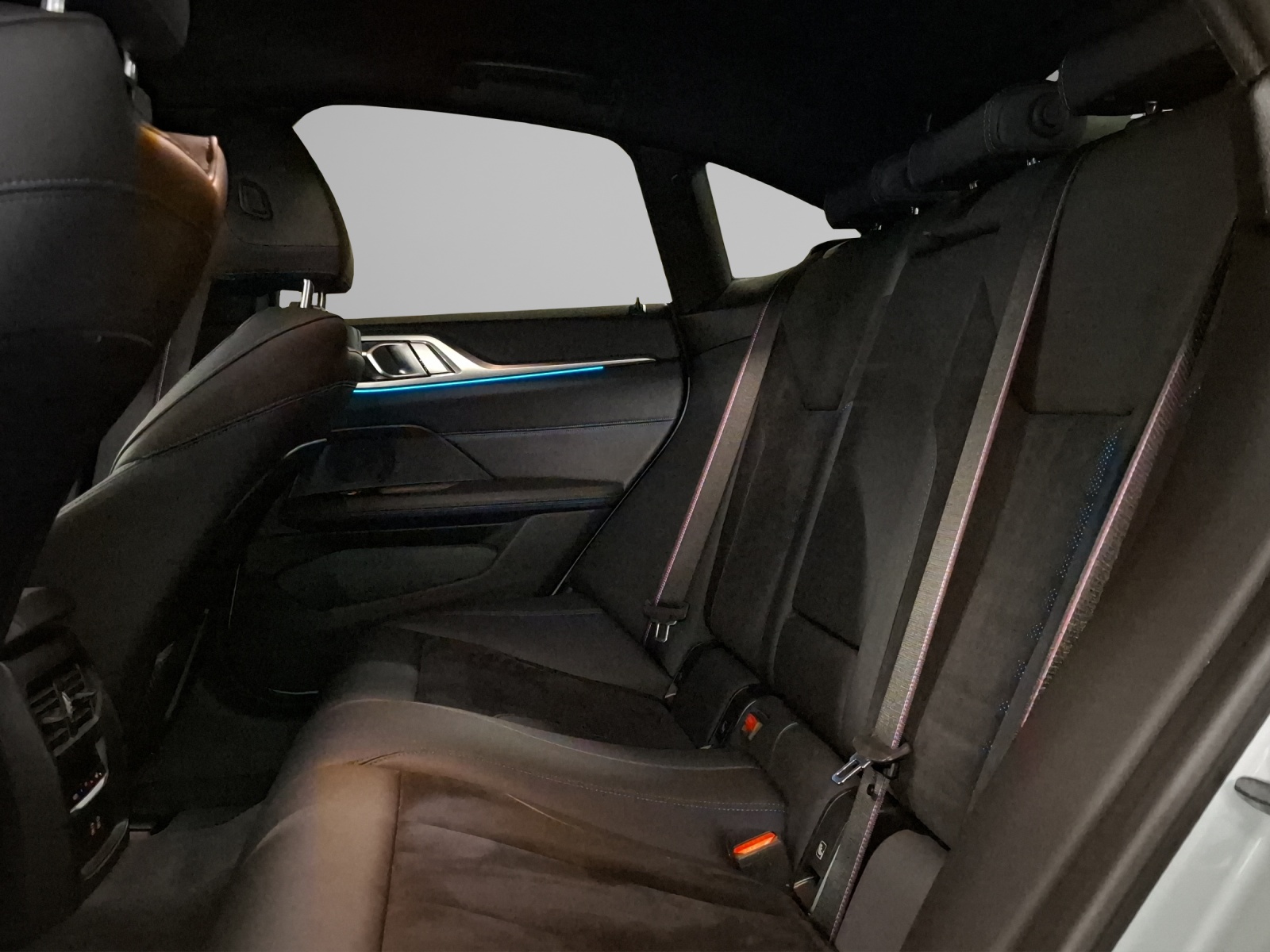 BMW i4 M50-image-9