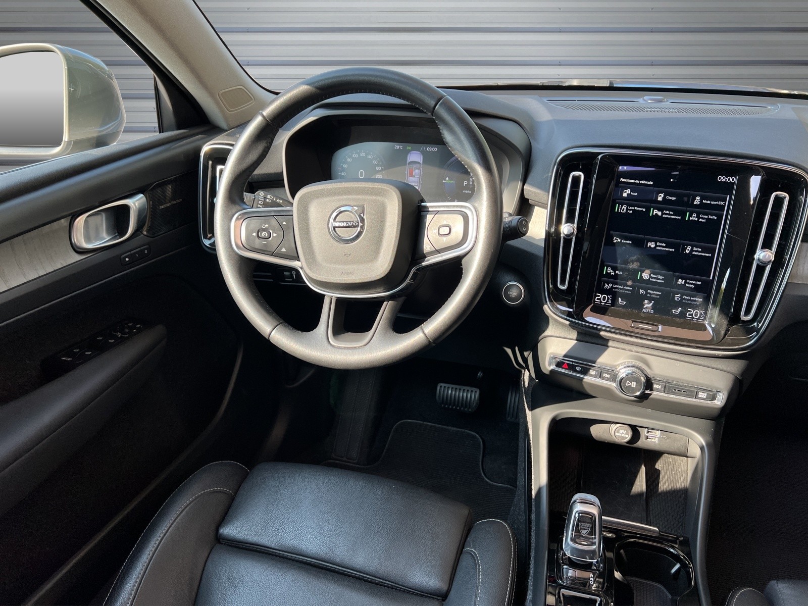 VOLVO XC40 T5 TwE Inscription DCT-image-9