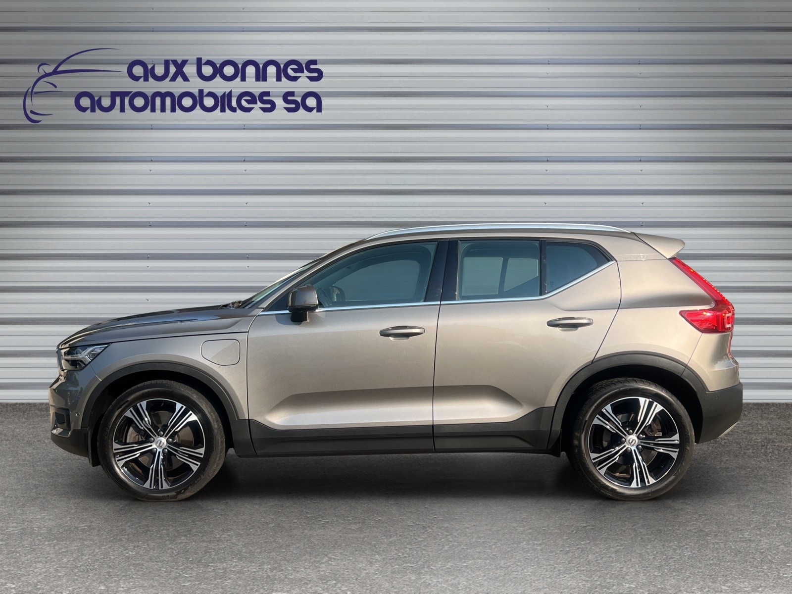 VOLVO XC40 T5 TwE Inscription DCT-image-5