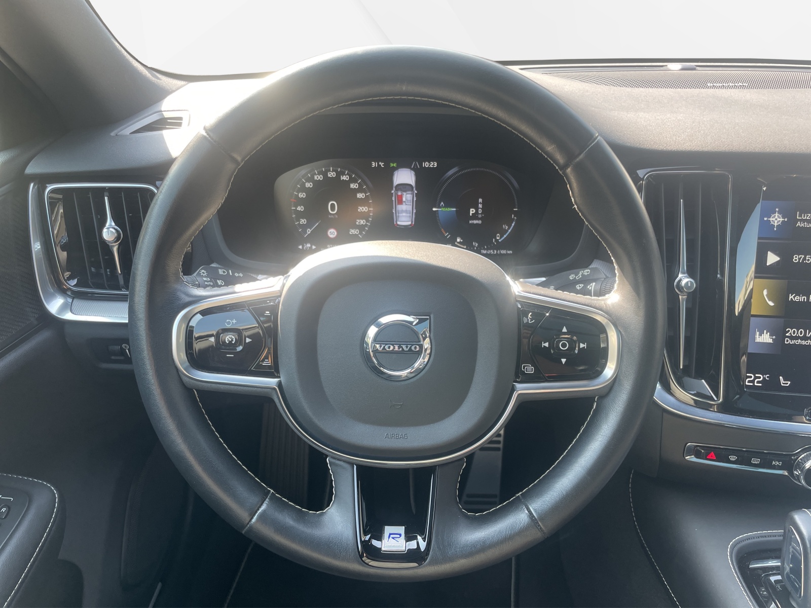 VOLVO V60 2.0 T6 TE R-Design eAWD-image-11