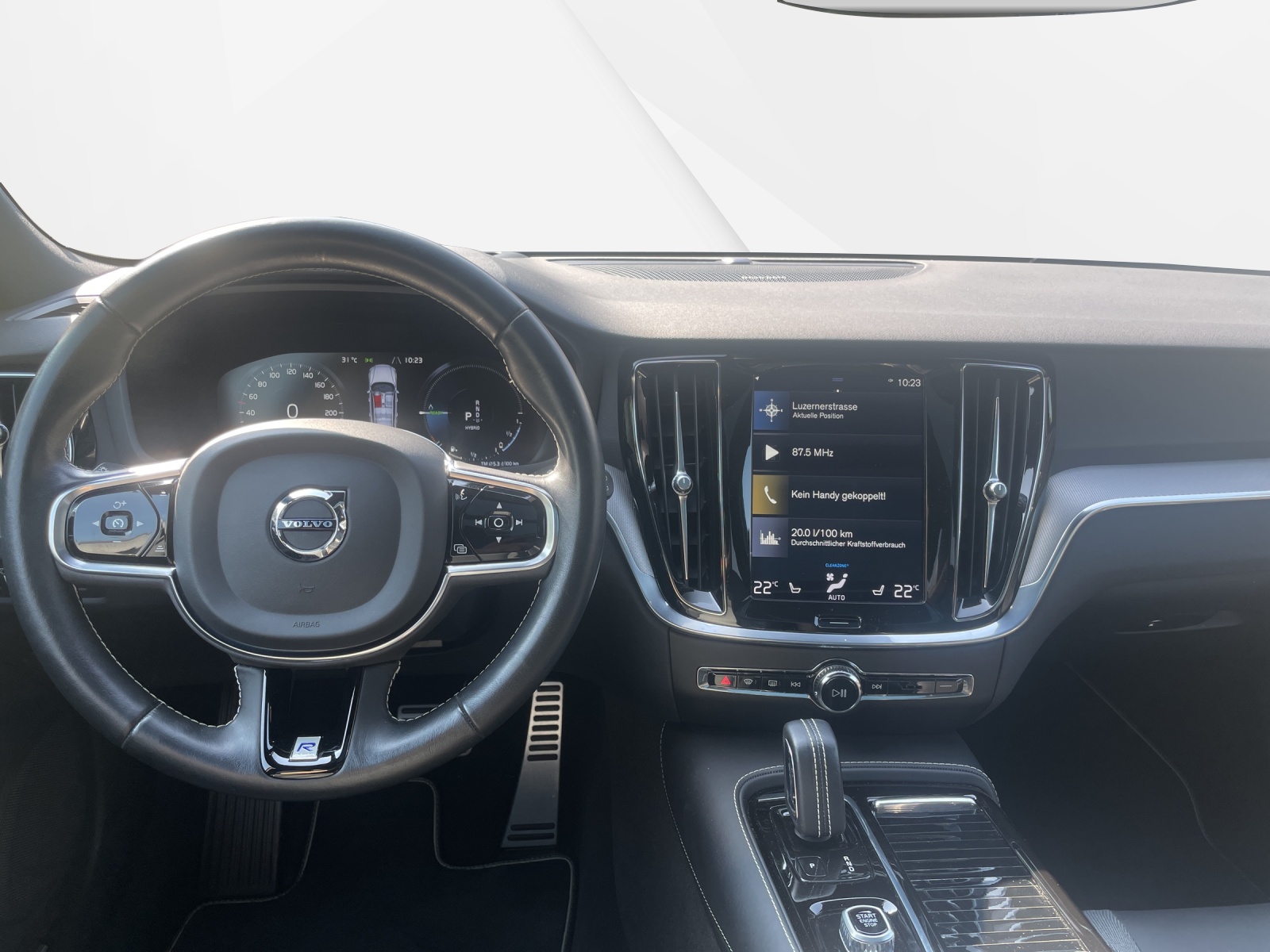 VOLVO V60 2.0 T6 TE R-Design eAWD-image-10
