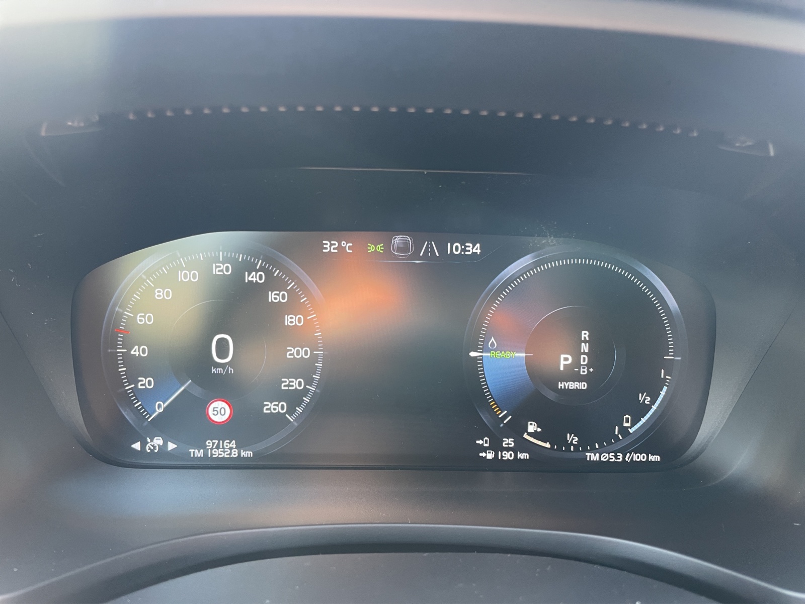 VOLVO V60 2.0 T6 TE R-Design eAWD-image-15