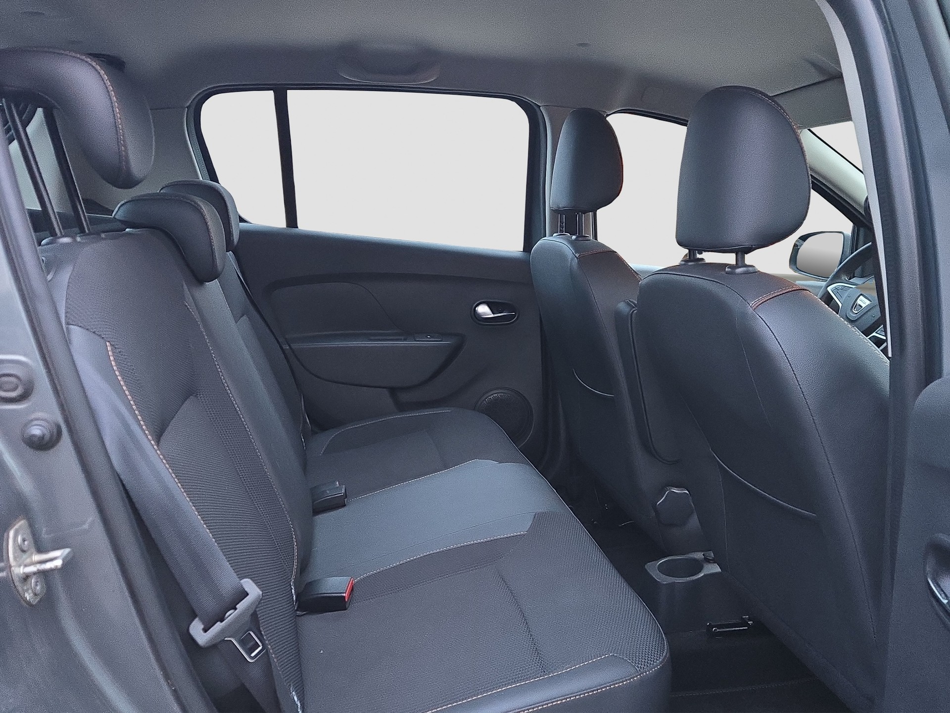 DACIA Dokker 1.2 T Stepway-image-19