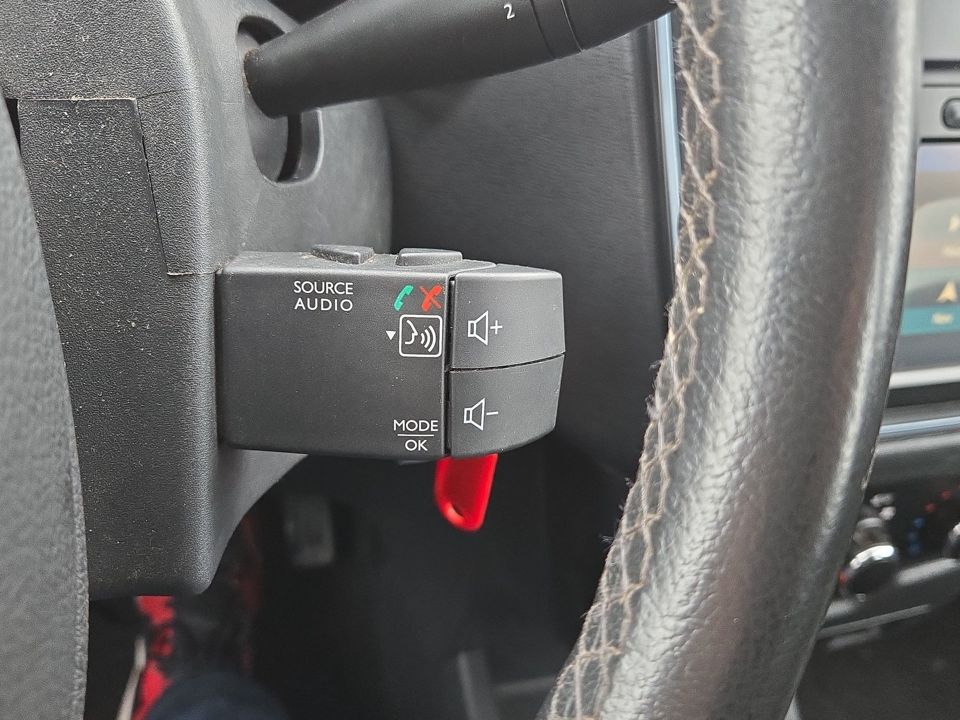DACIA Dokker 1.2 T Stepway-image-15