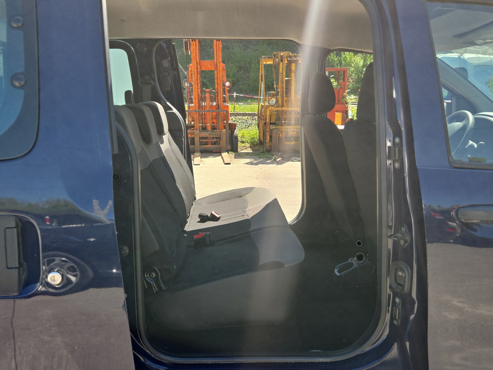 DACIA Dokker 1.2 T Stepway-image-2