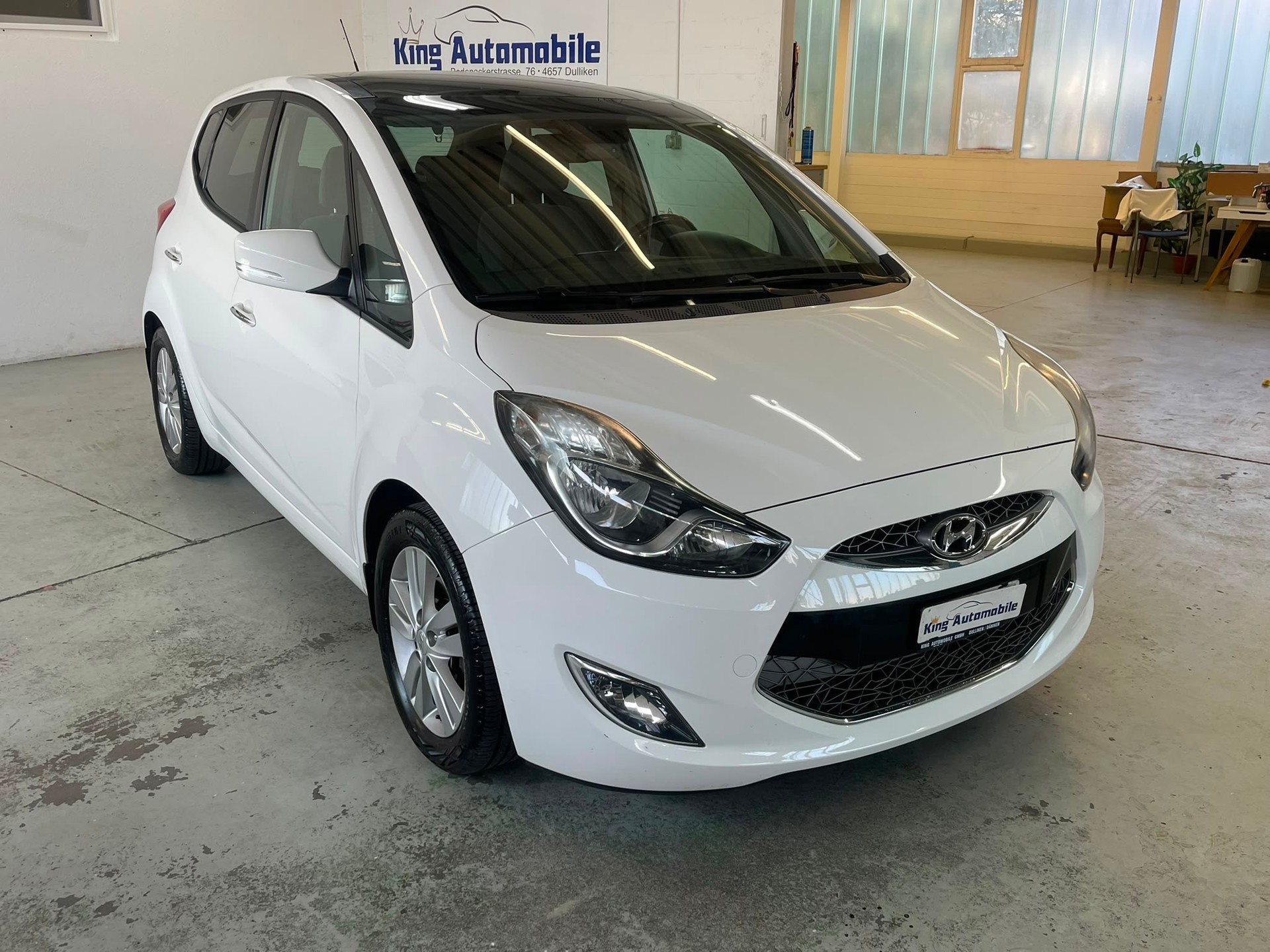 HYUNDAI iX20 1.6 Style Automatic-showroom-element-3