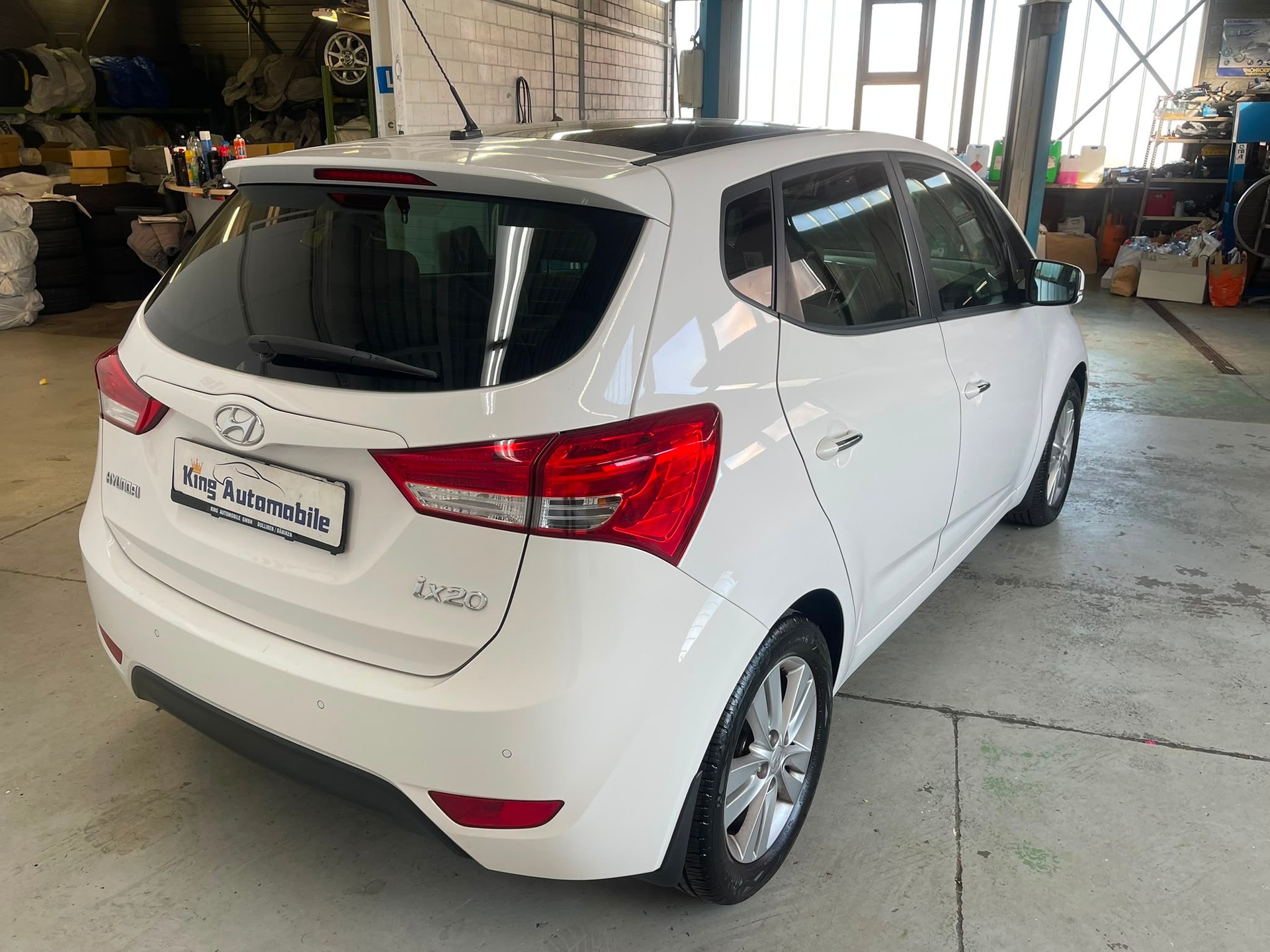 HYUNDAI iX20 1.6 Style Automatic-image-6