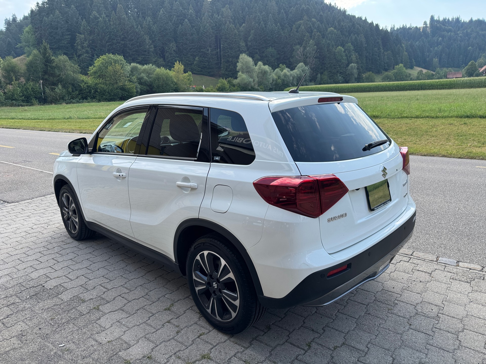 SUZUKI Vitara 1.4 Boosterjet Compact Top Automatic-image-4