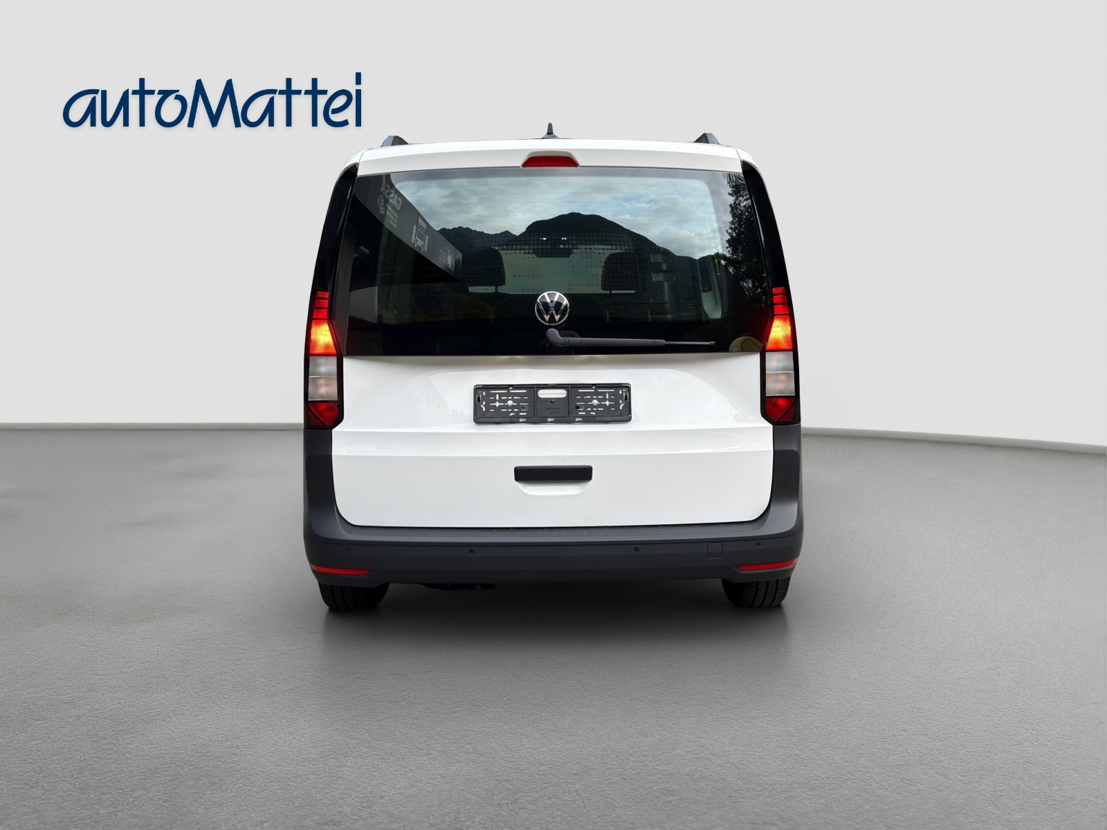 VW Caddy Cargo 2.0TDI-image-3
