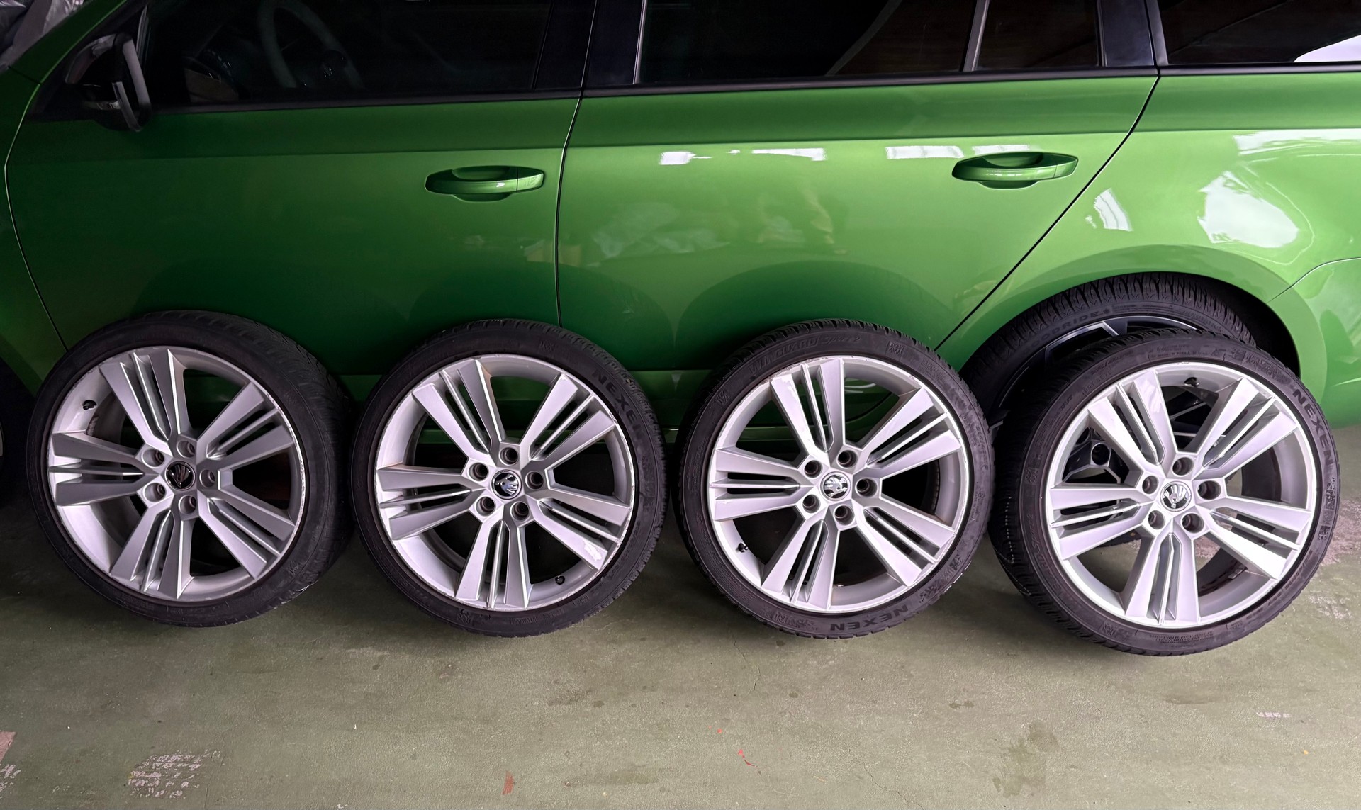 SKODA 2.0 TDI 184 RS-image-5