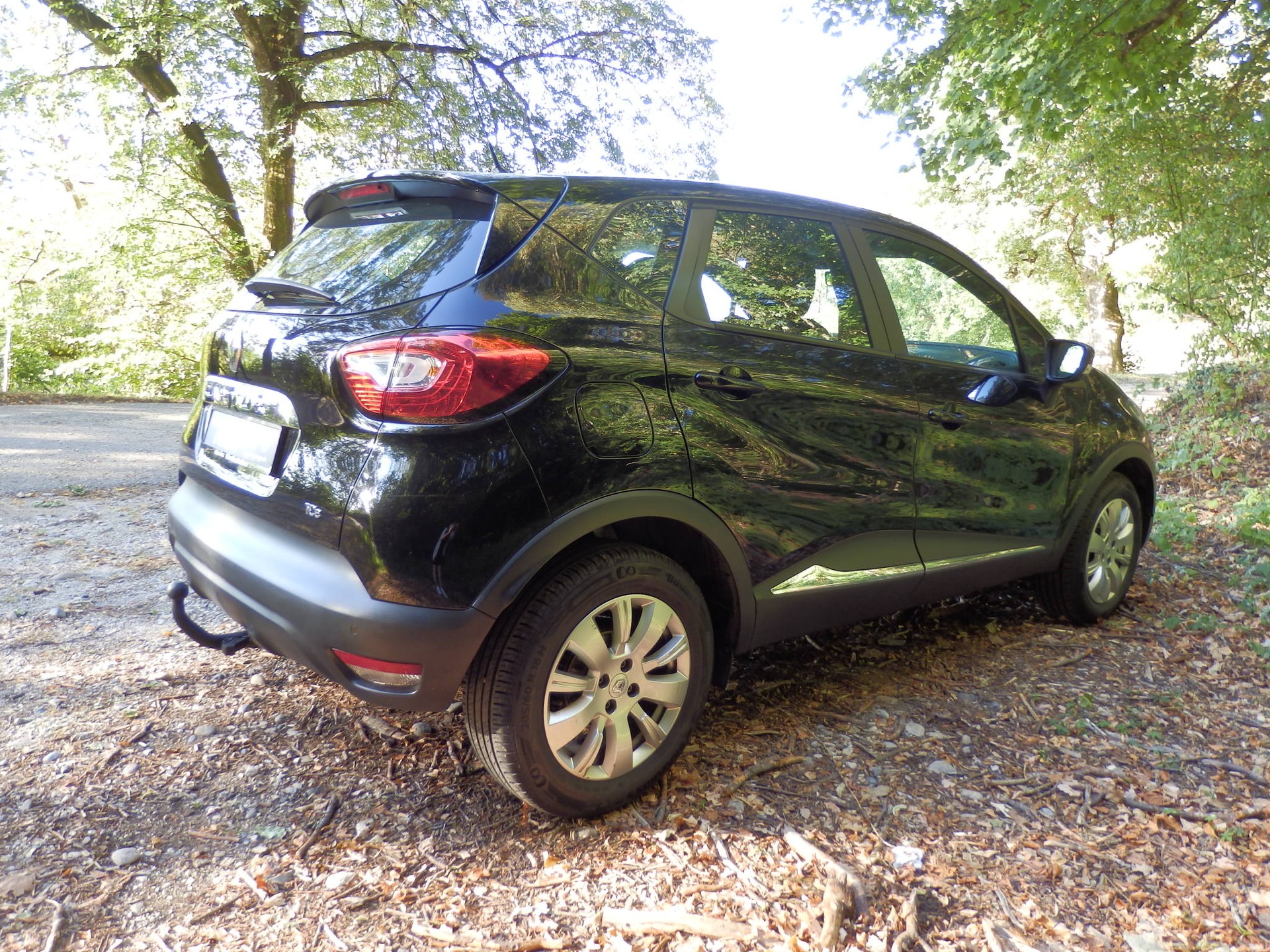 RENAULT Captur 1.2 T 16V Iconic EDC-image-4