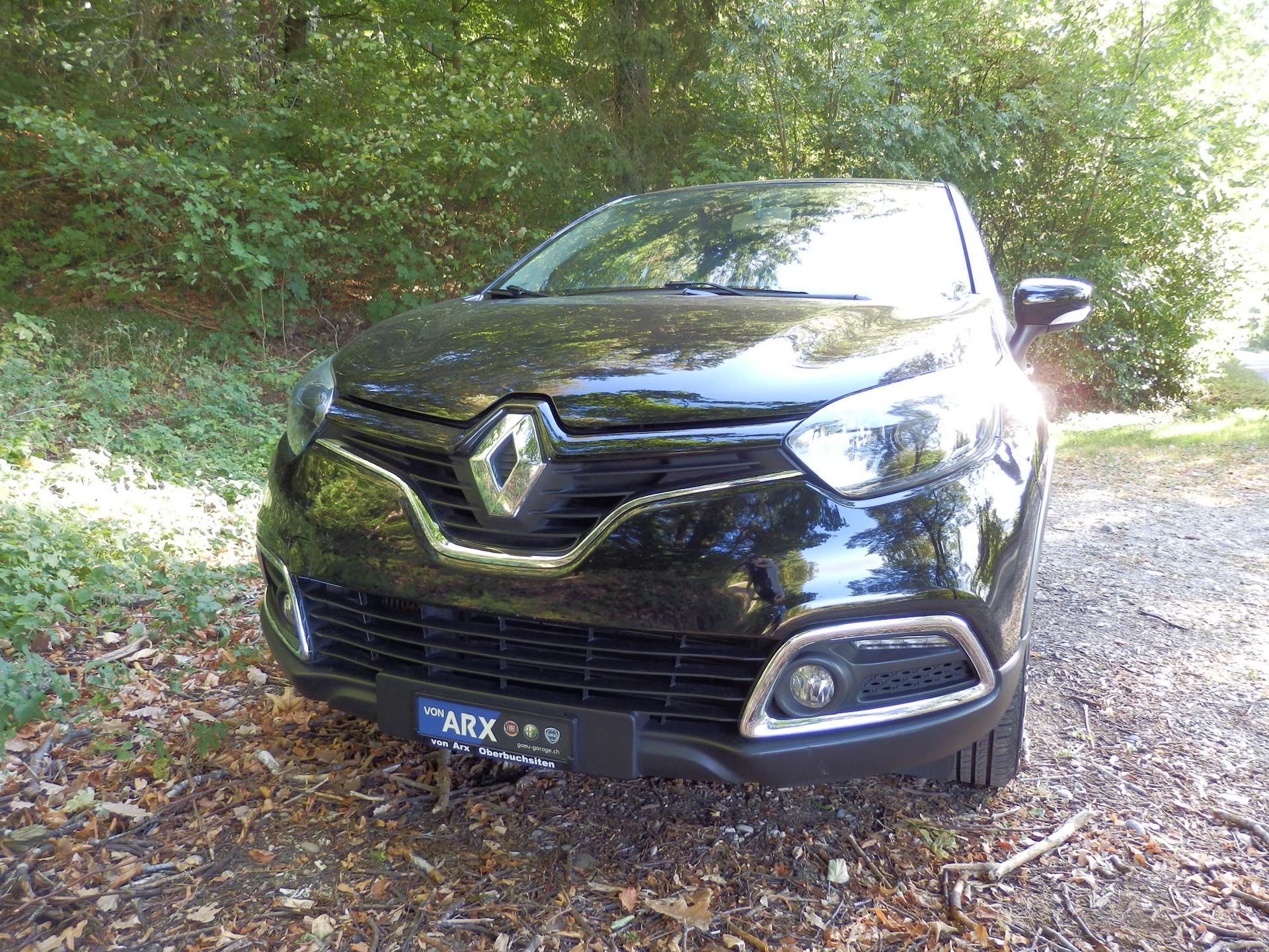 RENAULT Captur 1.2 T 16V Iconic EDC-image-5