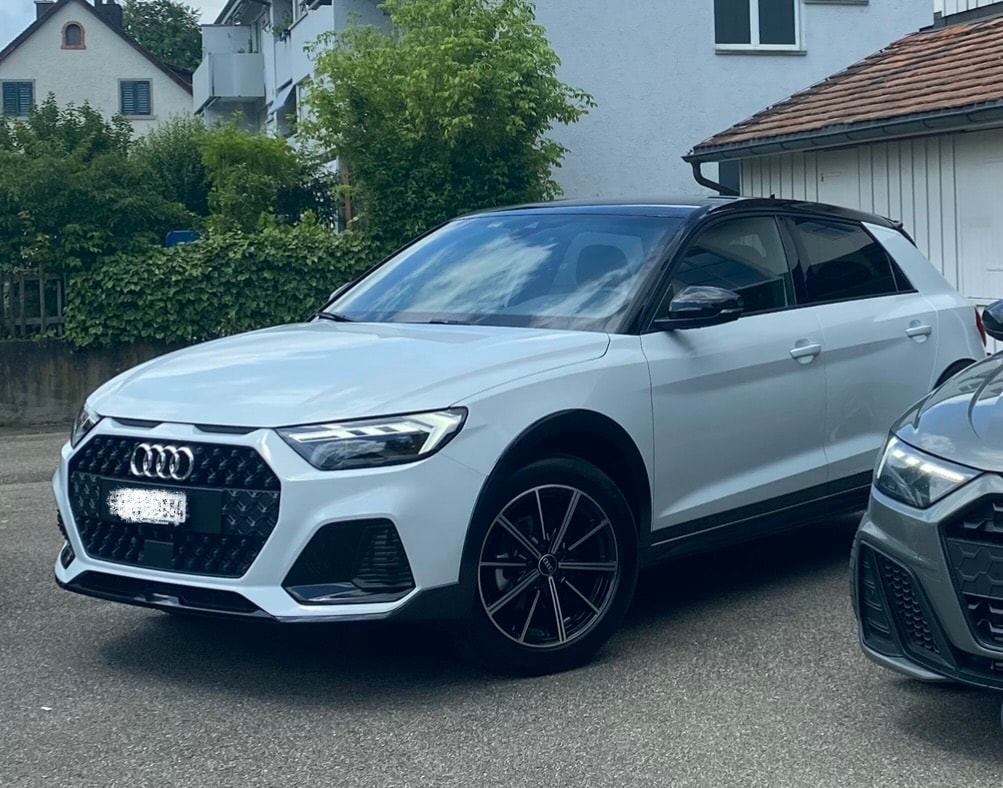 AUDI 1.0 30 TFSI City Carver Attraction S-Tronic-image-2