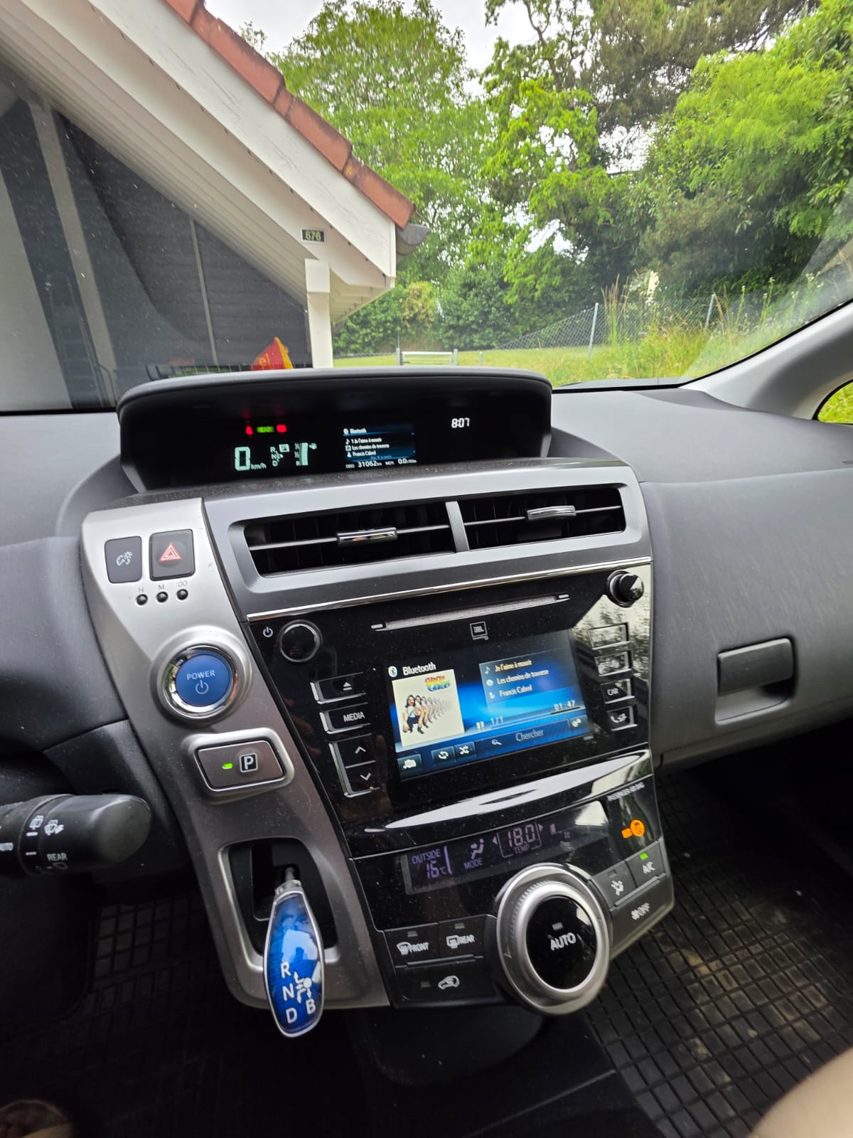 TOYOTA 1.8 VVTi HSD Premium-image-3