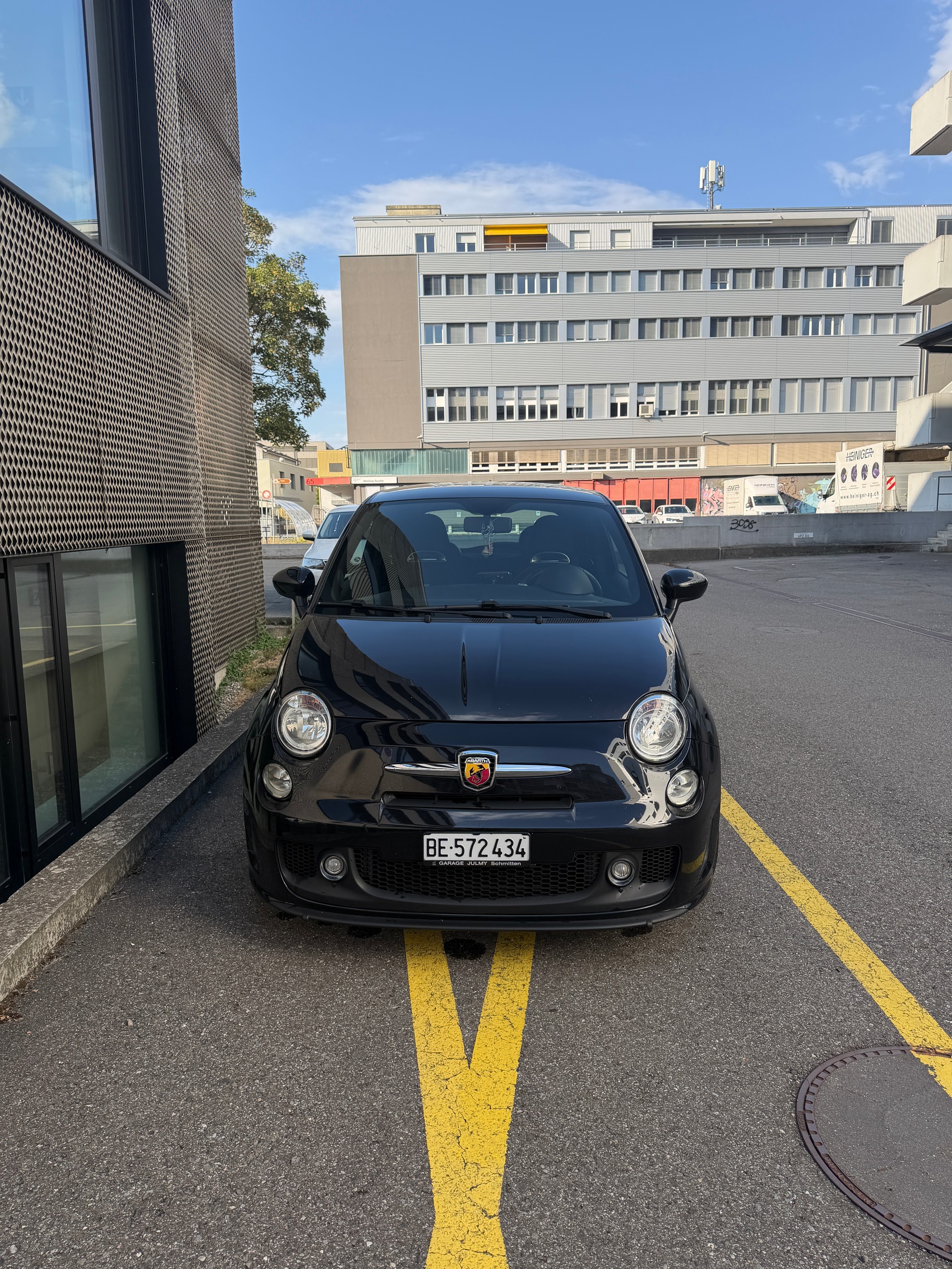 FIAT 500 1.4 16V Turbo Abarth-image-3