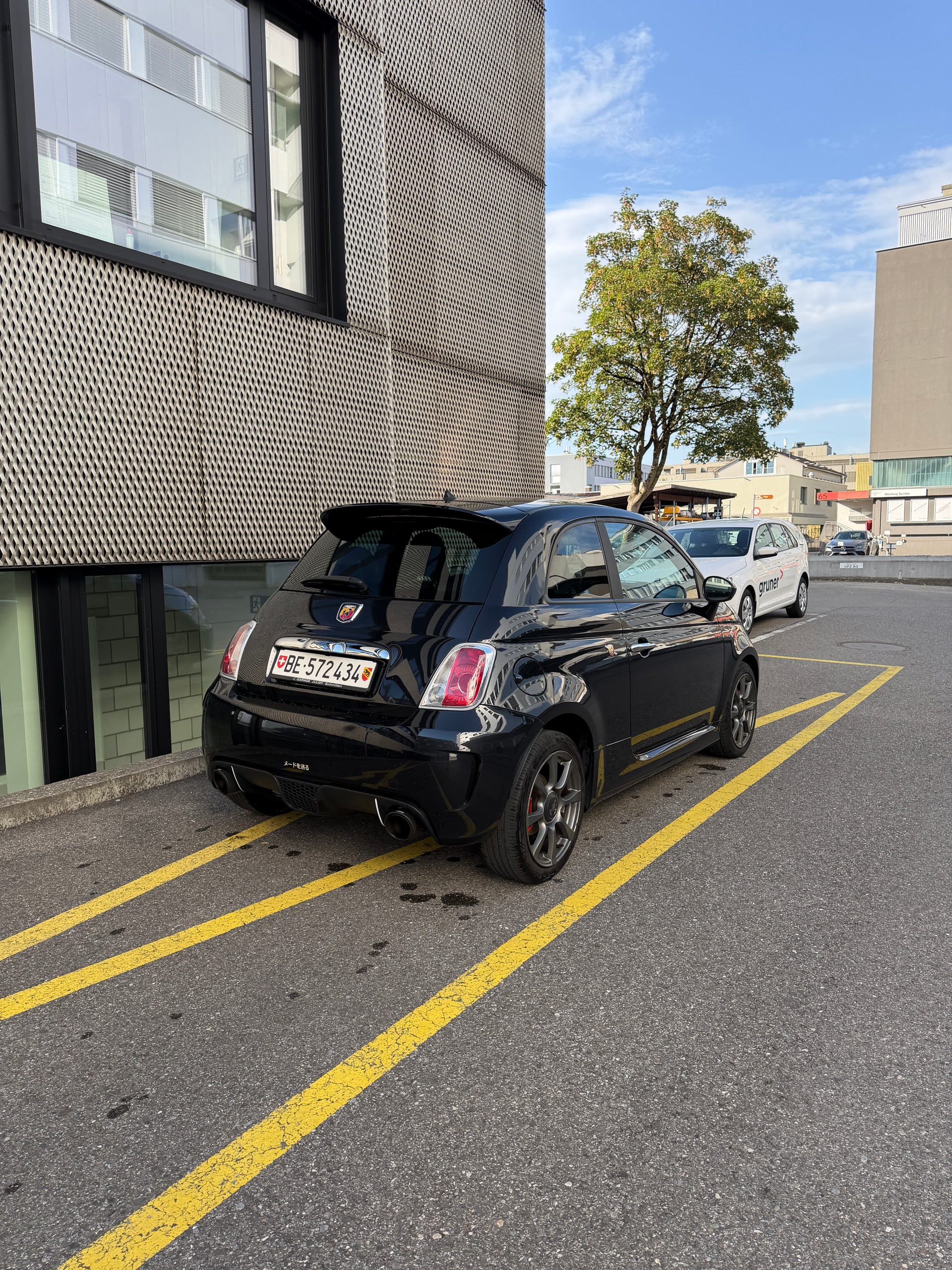 FIAT 500 1.4 16V Turbo Abarth-image-4