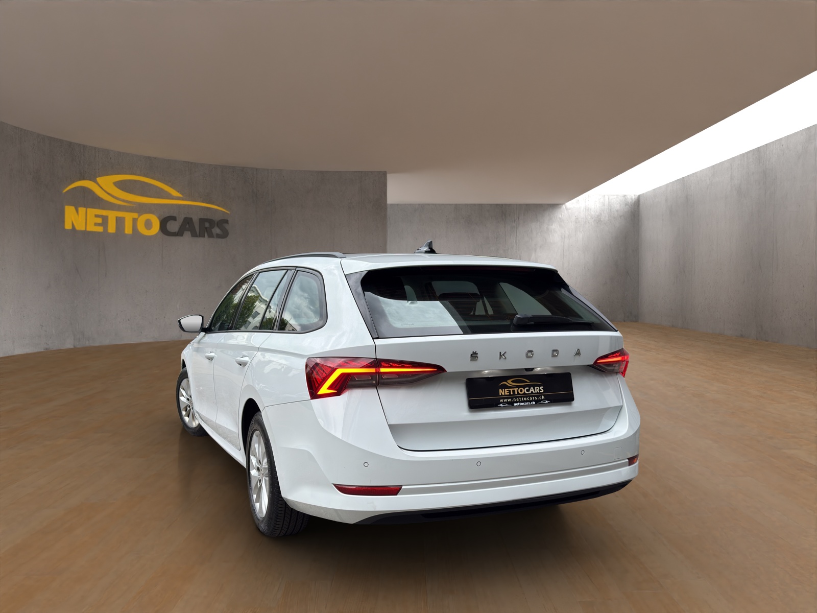 SKODA Octavia Combi 2.0 TDI DSG Ambition-image-1