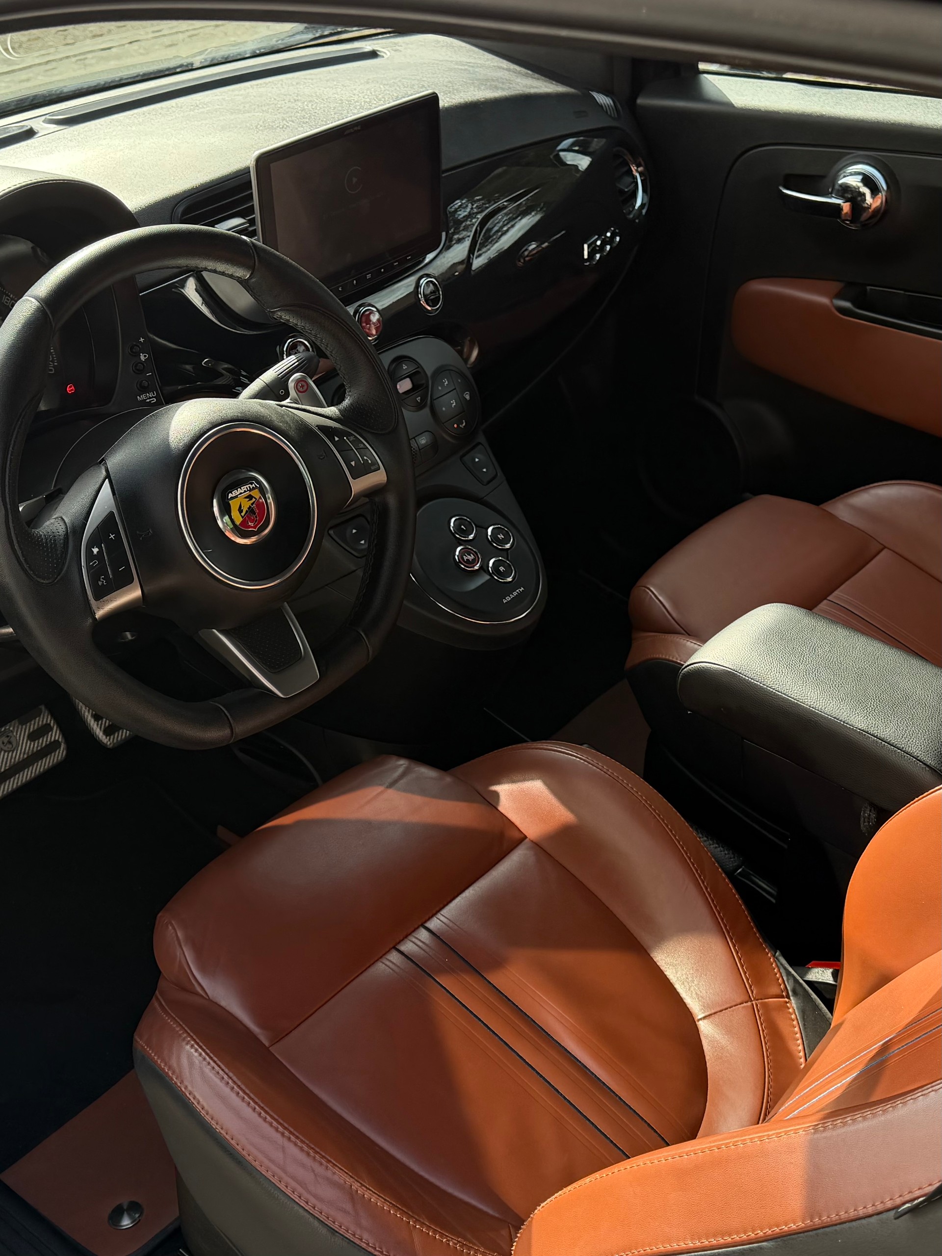 FIAT 595 1.4 16V Turbo Abarth Turismo Dualogic-image-3
