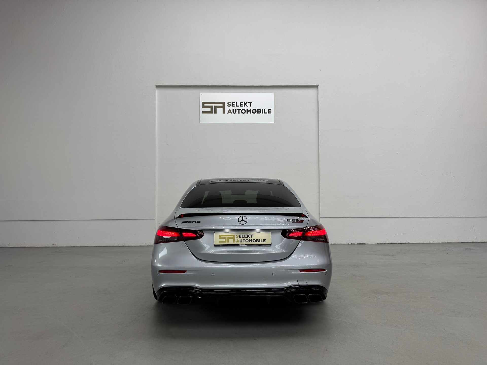 MERCEDES-BENZ AMG E 63 S 4Matic+ Speedshift 9G-TCT-image-4