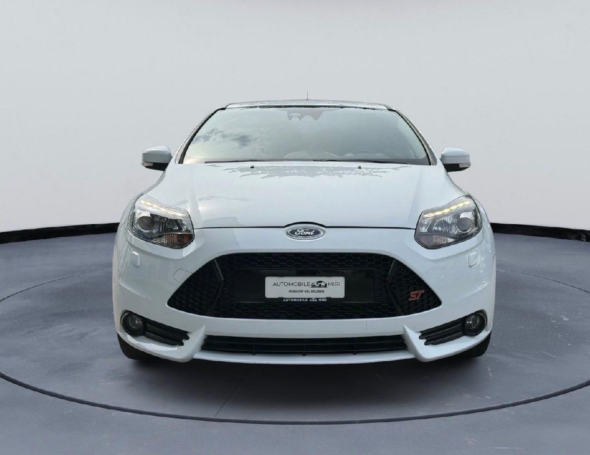 FORD Focus 2.0 SCTi ST-3-image-1