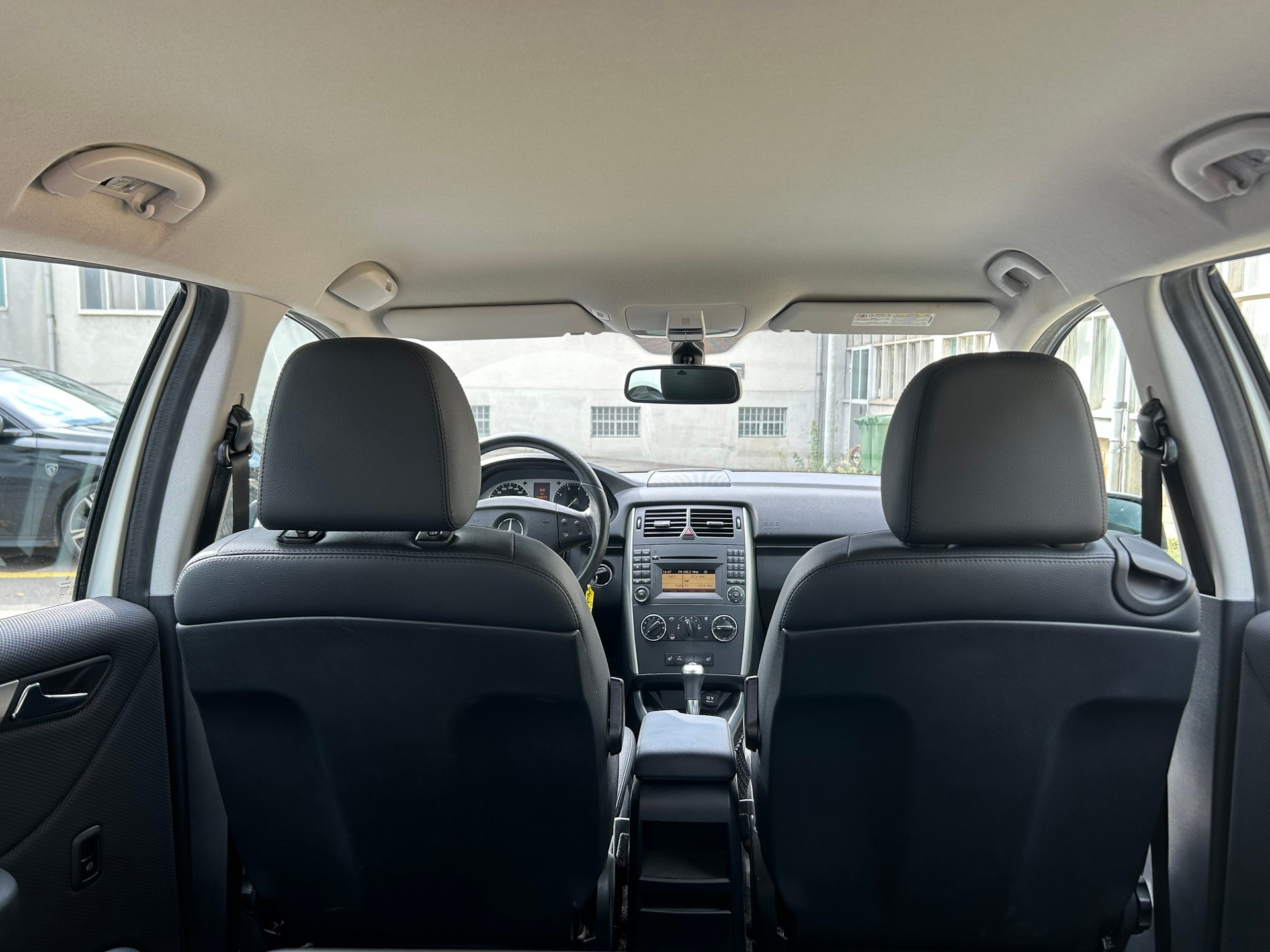 MERCEDES-BENZ B 180 Selection-image-14
