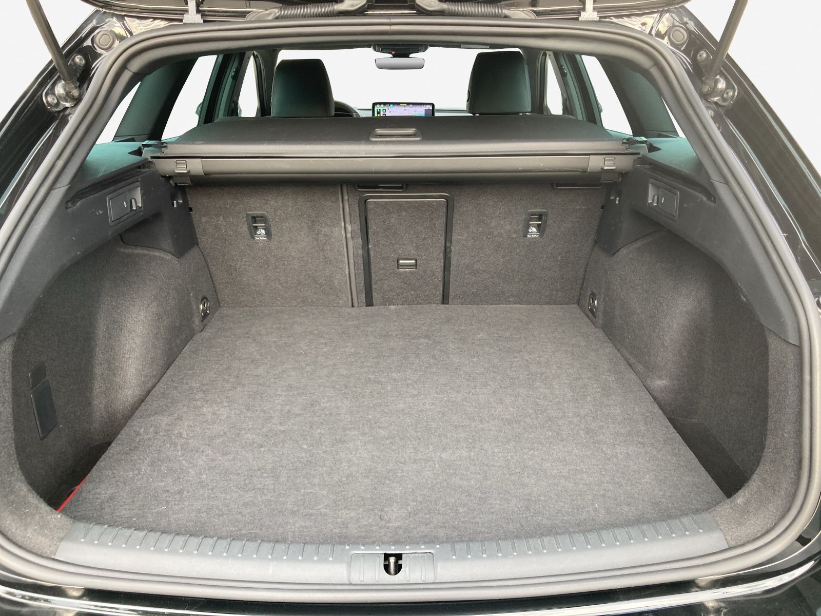 SEAT Leon ST 1.5 eHybrid pHEV DSG FR-image-13