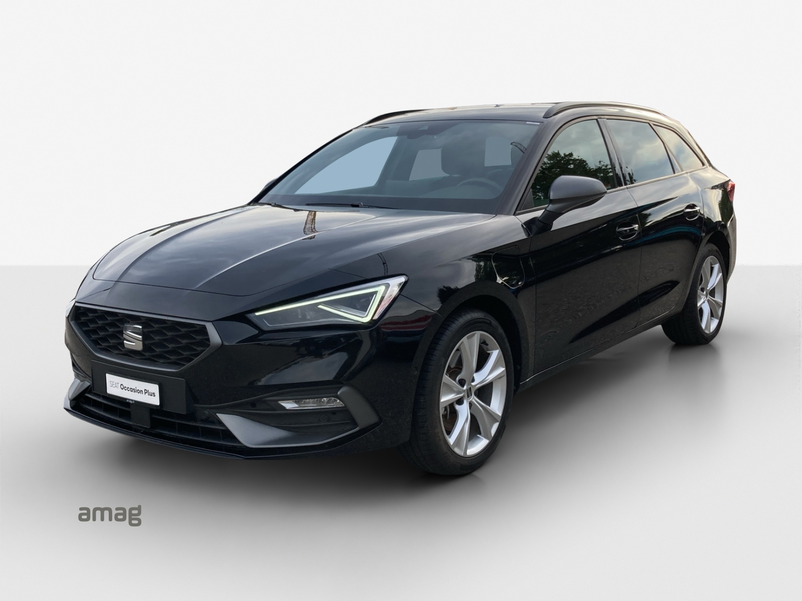SEAT Leon ST 1.5 eHybrid pHEV DSG FR-image-0