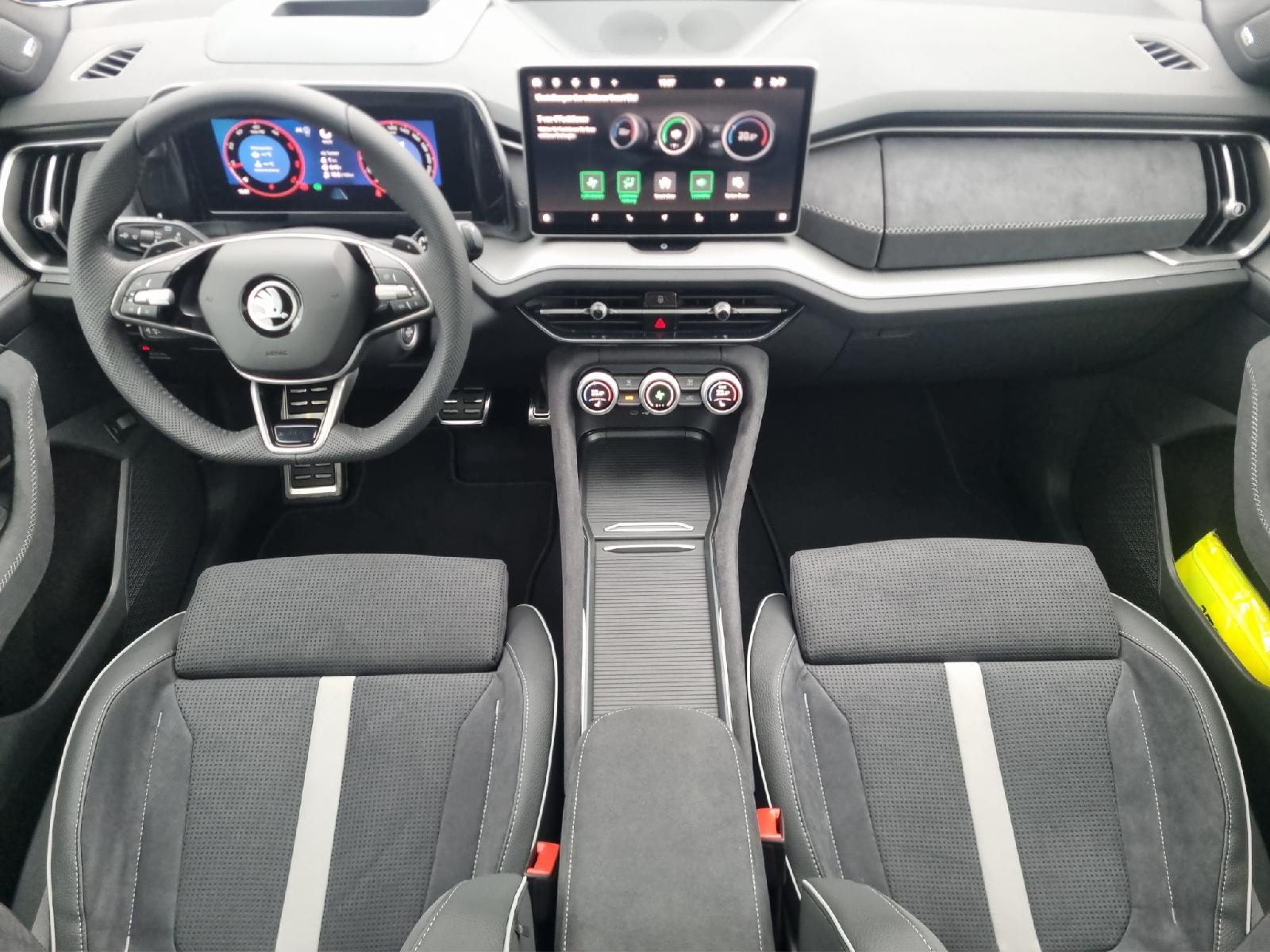 SKODA Kodiaq NEW 2.0 TDI SportLine 4x4 DSG *7Plätzer*Anhängevorrichtung*Panoramadach* 2025-showroom-element-2