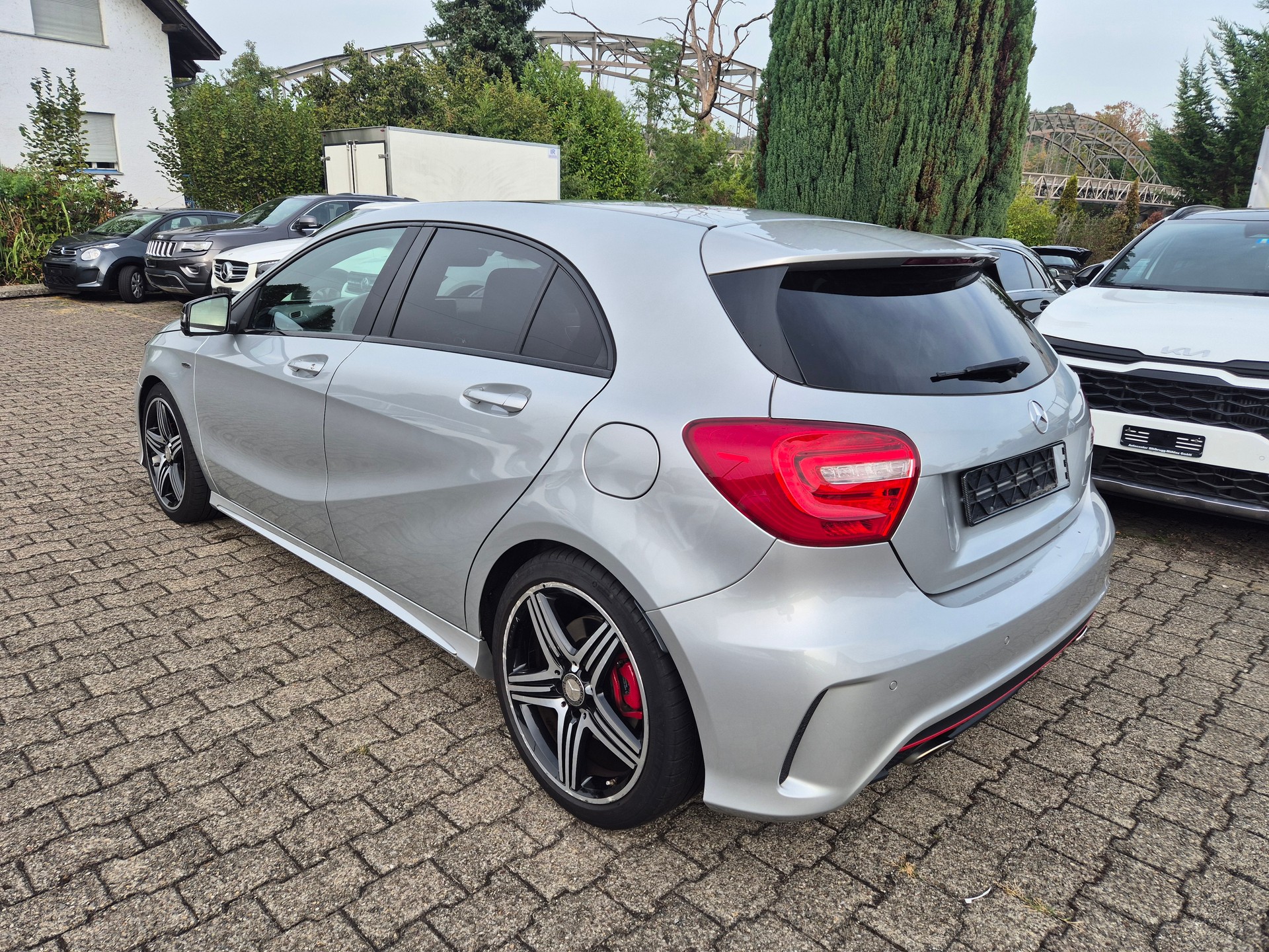 MERCEDES-BENZ A 250 Sport 4Matic 7G-DCT-image-5