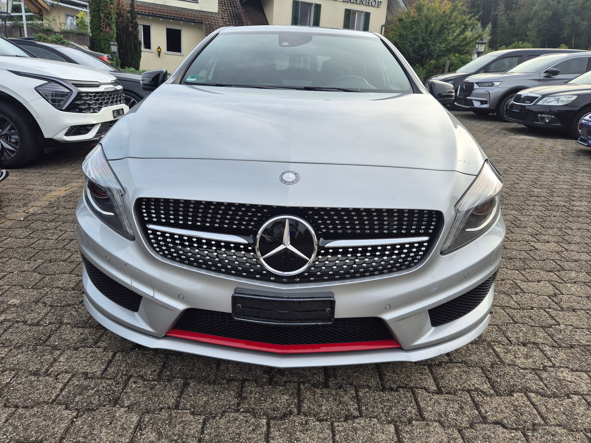 MERCEDES-BENZ A 250 Sport 4Matic 7G-DCT-image-2