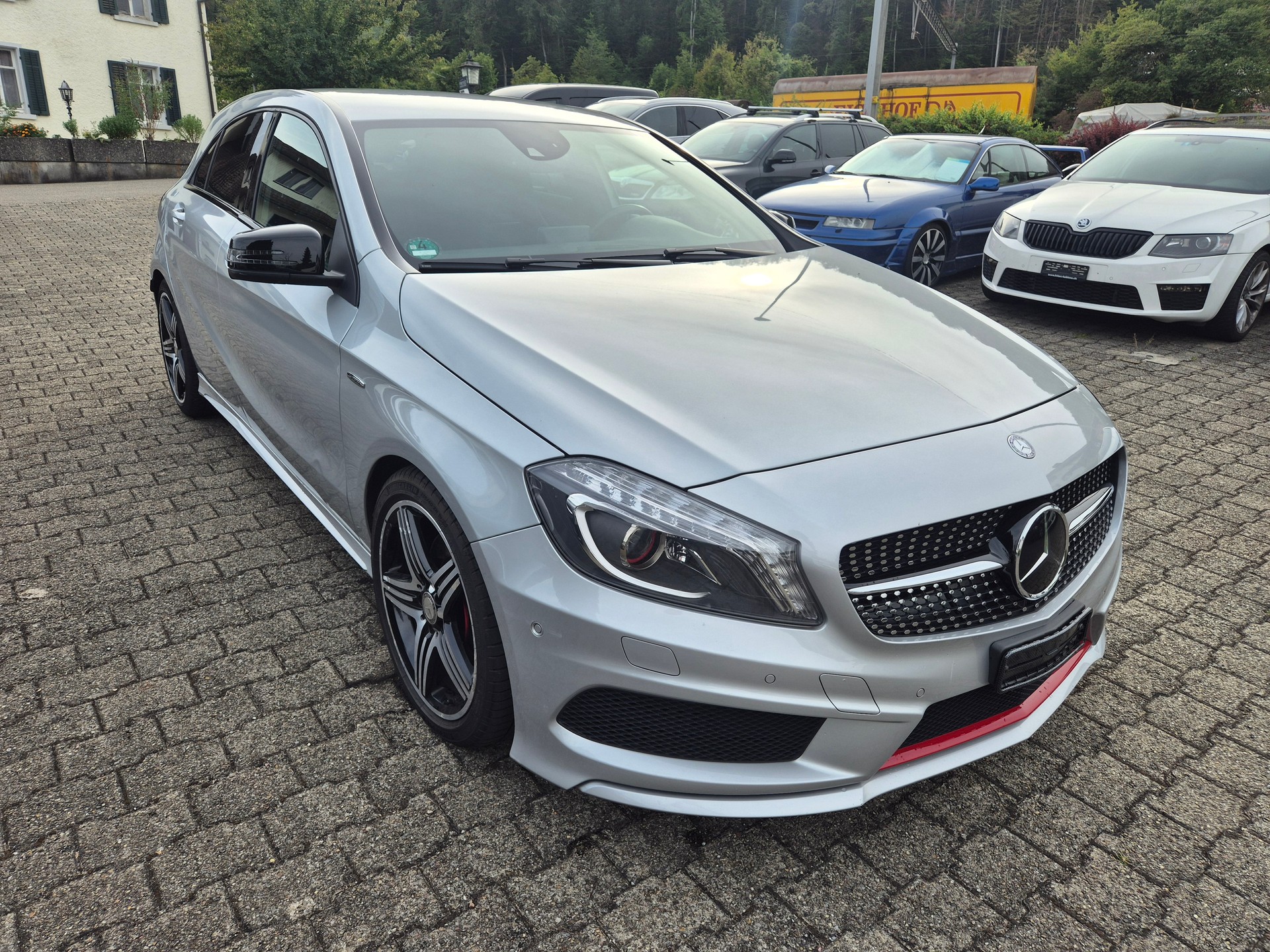 MERCEDES-BENZ A 250 Sport 4Matic 7G-DCT-image-0