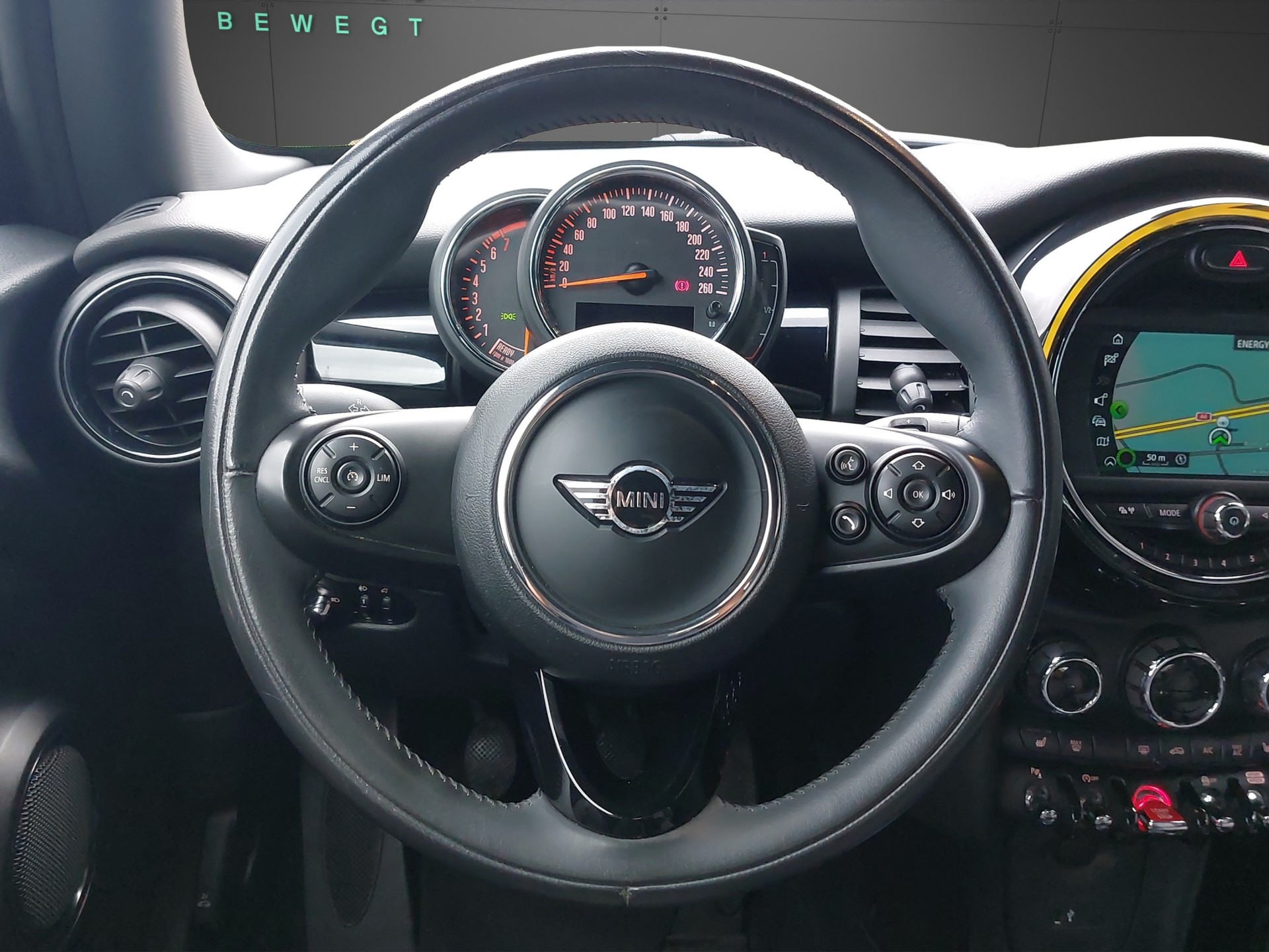 MINI F56 1.5i Cooper-image-13