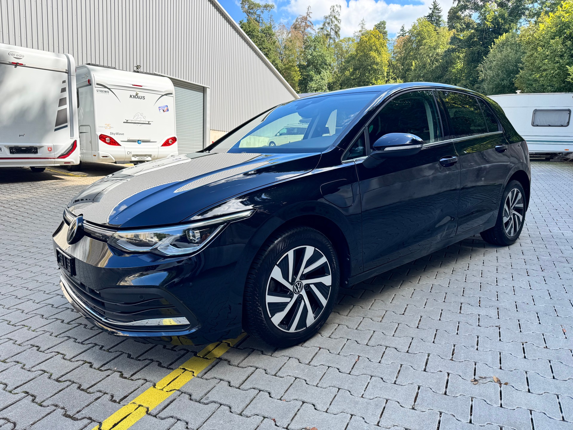 VW Golf 1.4 TSI PHEV Style-image-1