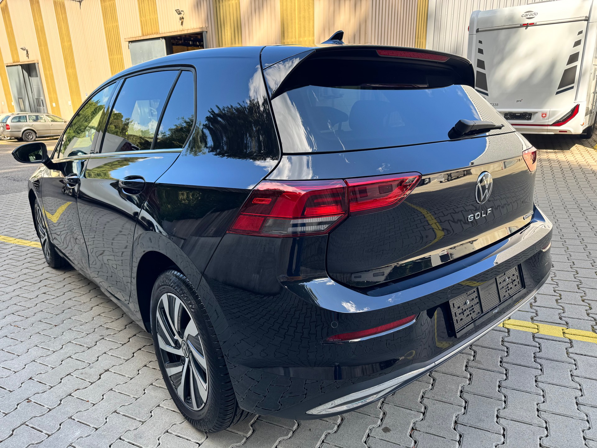 VW Golf 1.4 TSI PHEV Style-image-3
