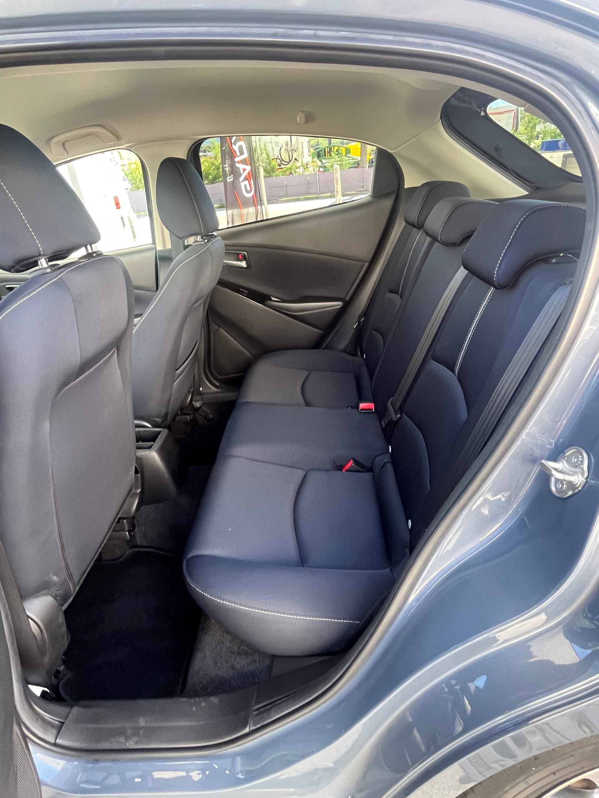 MAZDA 2 SKYACTIV-G 90 Mild Hybrid Revolution-image-10