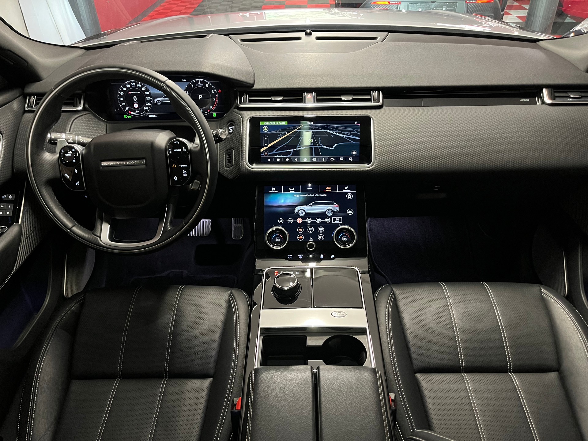 LAND ROVER Range Rover Velar R-Dynamic P 250 SE Automatic-image-13