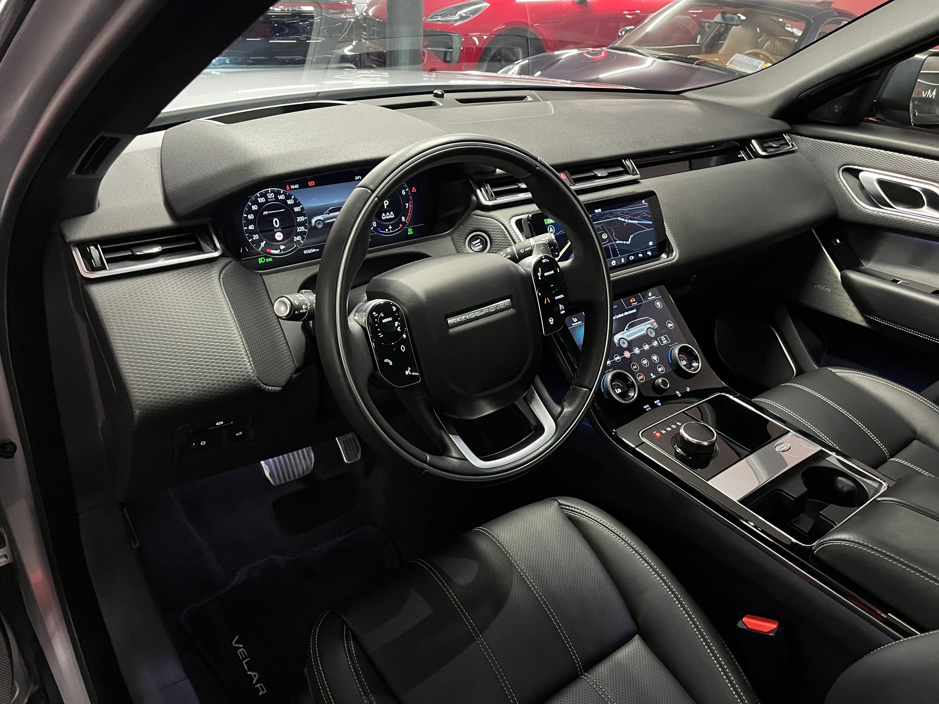 LAND ROVER Range Rover Velar R-Dynamic P 250 SE Automatic-image-11