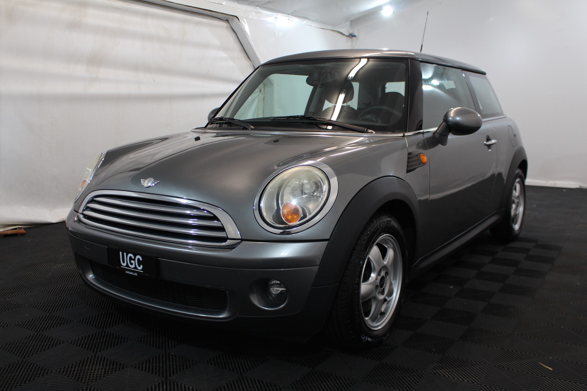 MINI Mini R56 1.6i Cooper-image-2