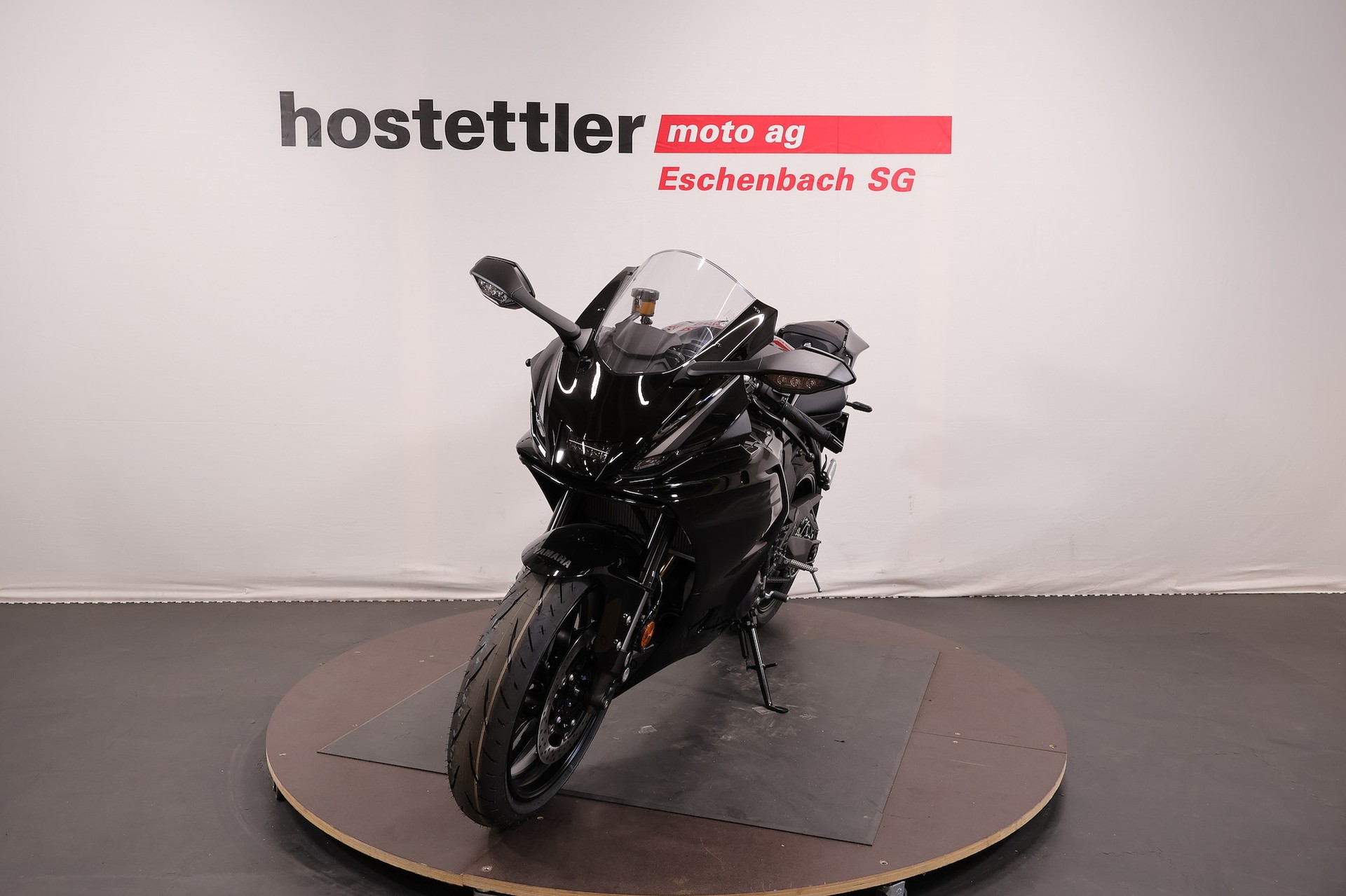 YAMAHA R7 35 kW-showroom-element-2