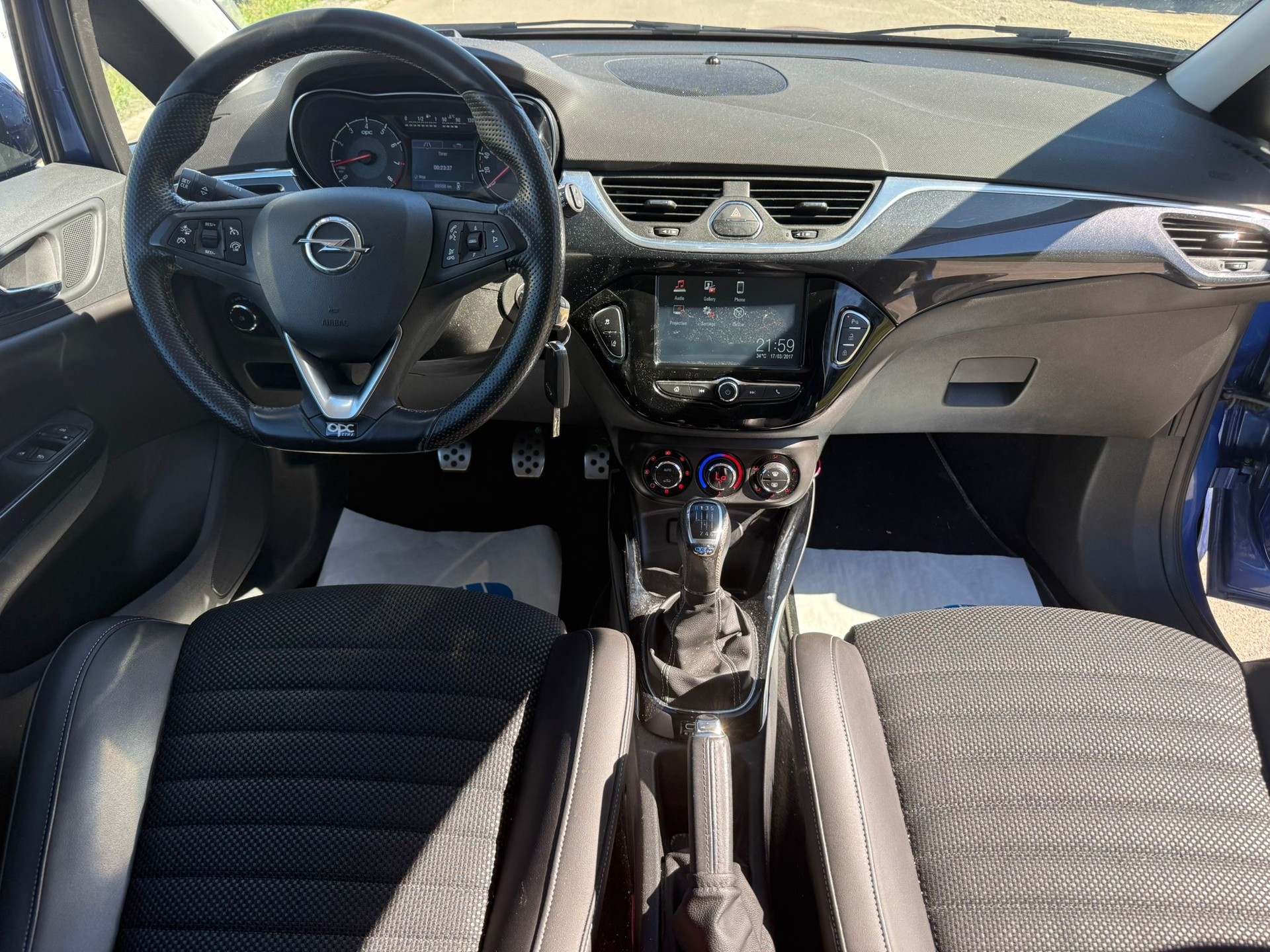OPEL Corsa 1.6 Turbo OPC-image-11