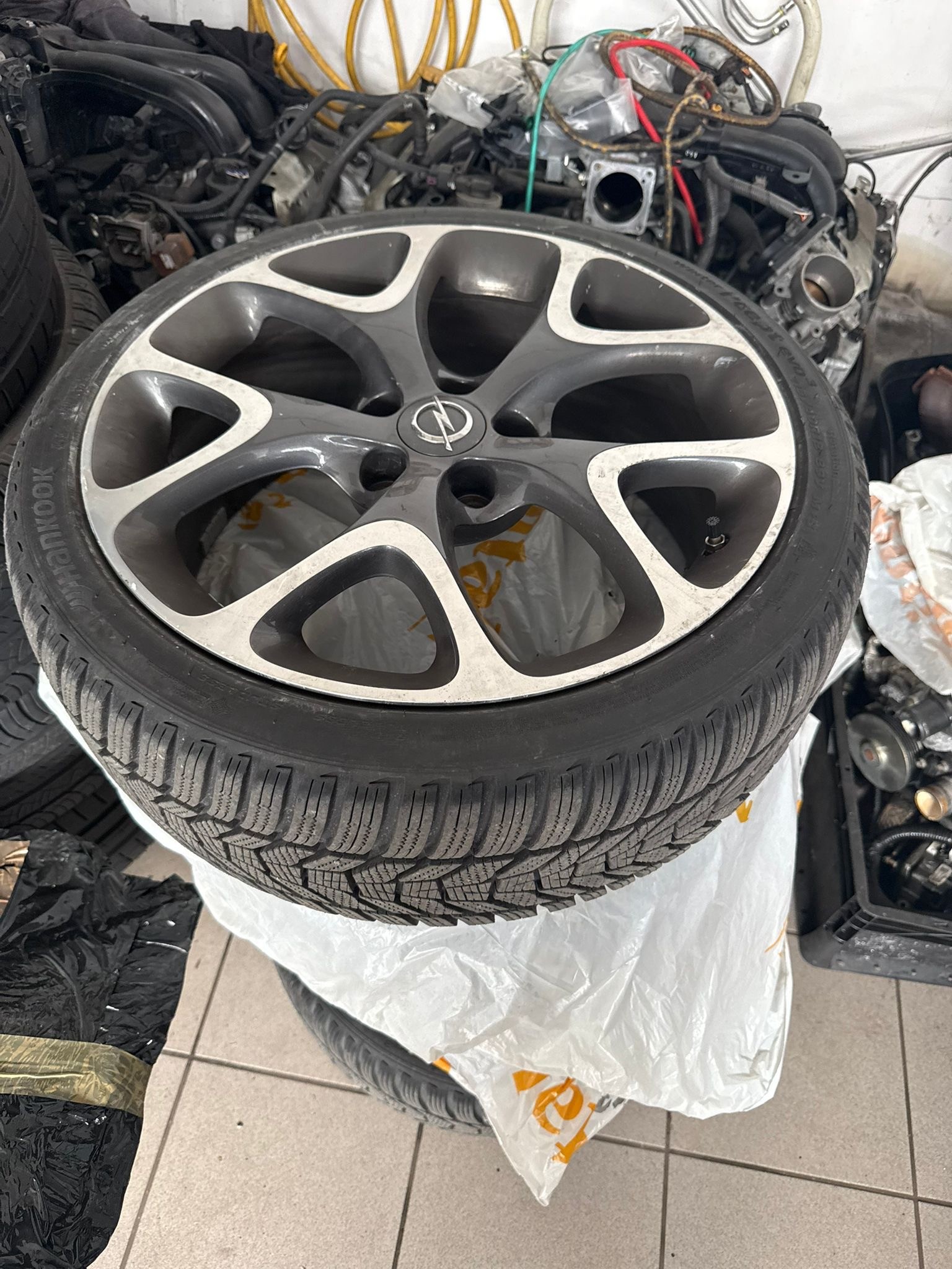 OPEL Corsa 1.6 Turbo OPC-image-15