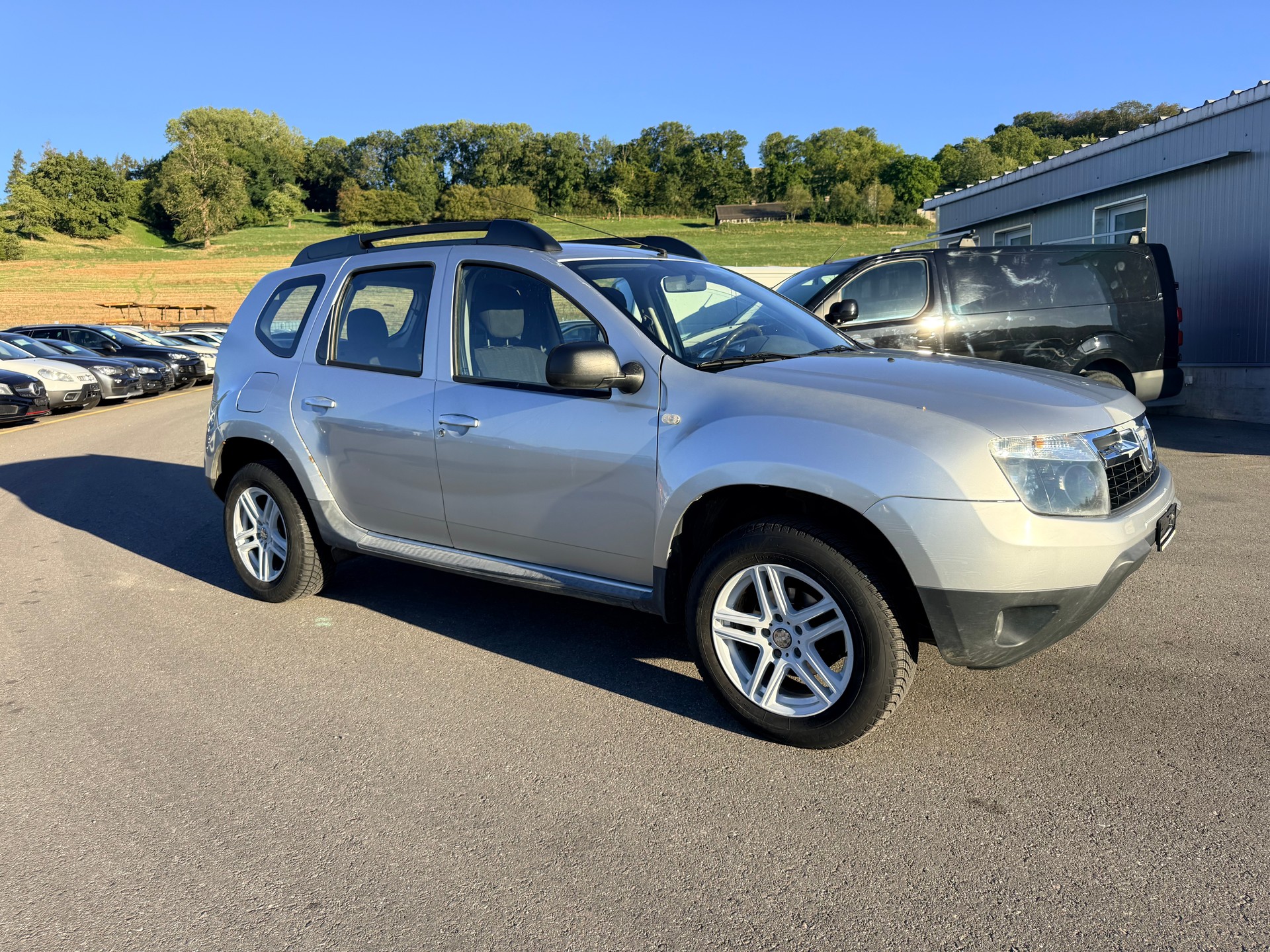 DACIA Duster 1.6 Lauréate 4x4-image-0