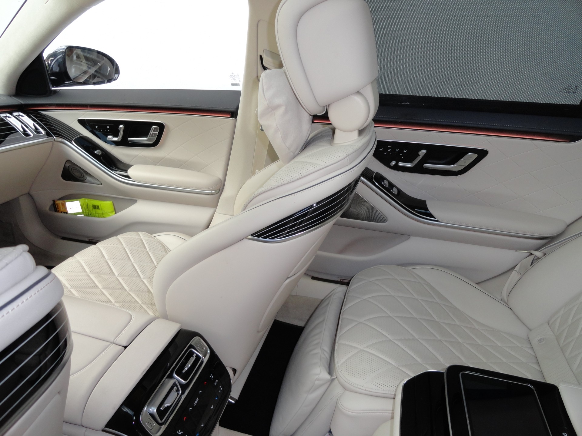 MERCEDES-BENZ S 500 L 4Matic AMG Line 9G-Tronic-image-14