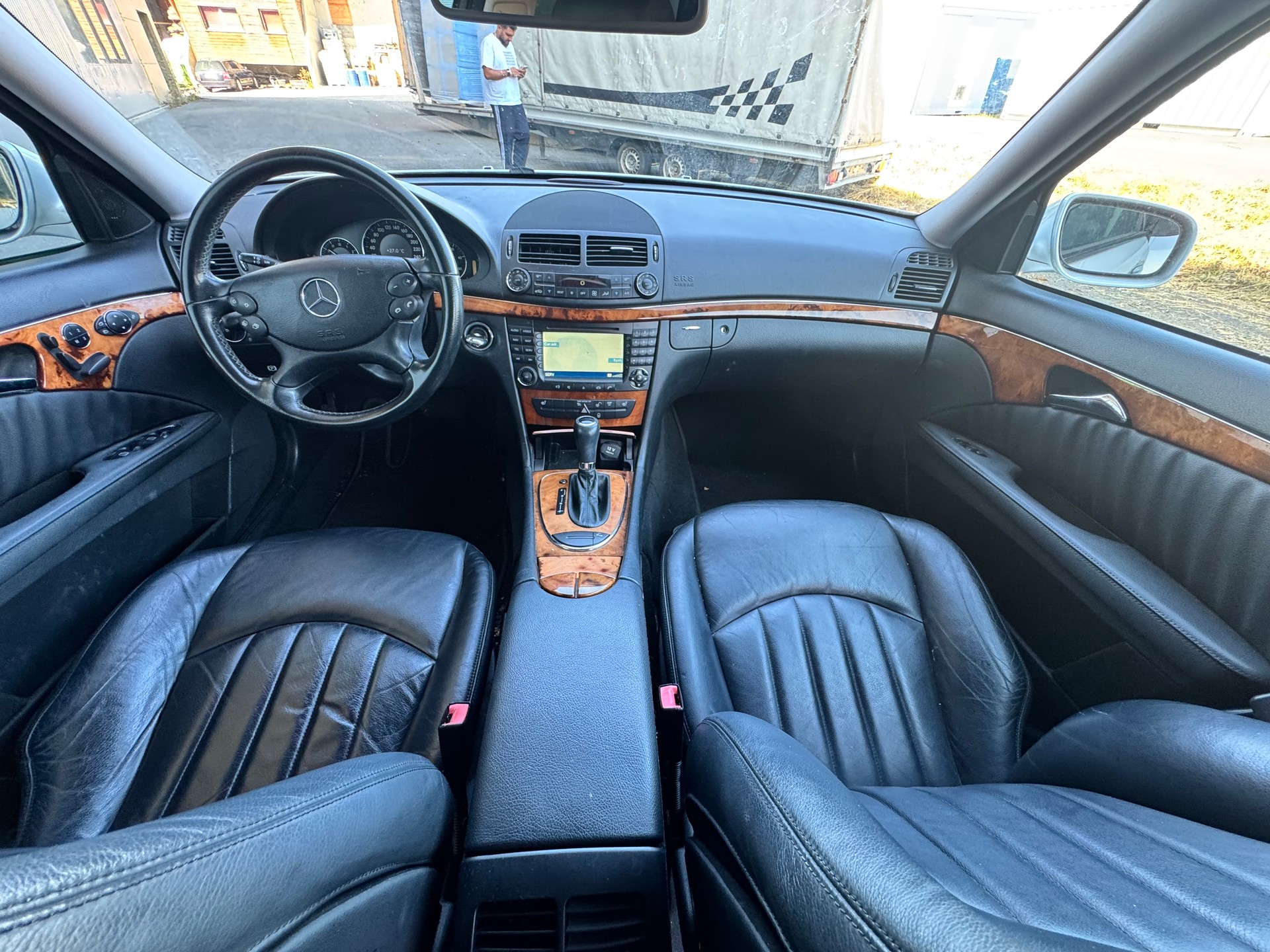 MERCEDES-BENZ E 280 CDI Classic 4Matic Automatic-image-9