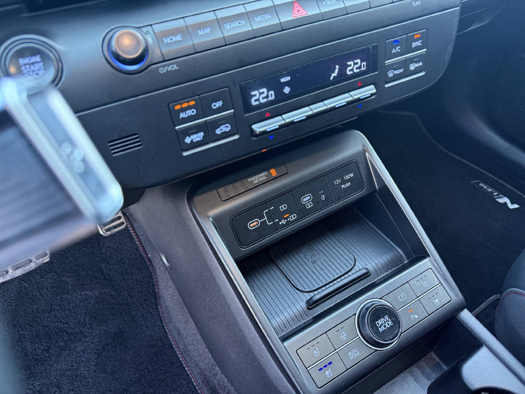 HYUNDAI Kona 1.6 GDi Hybrid N-Line-image-7