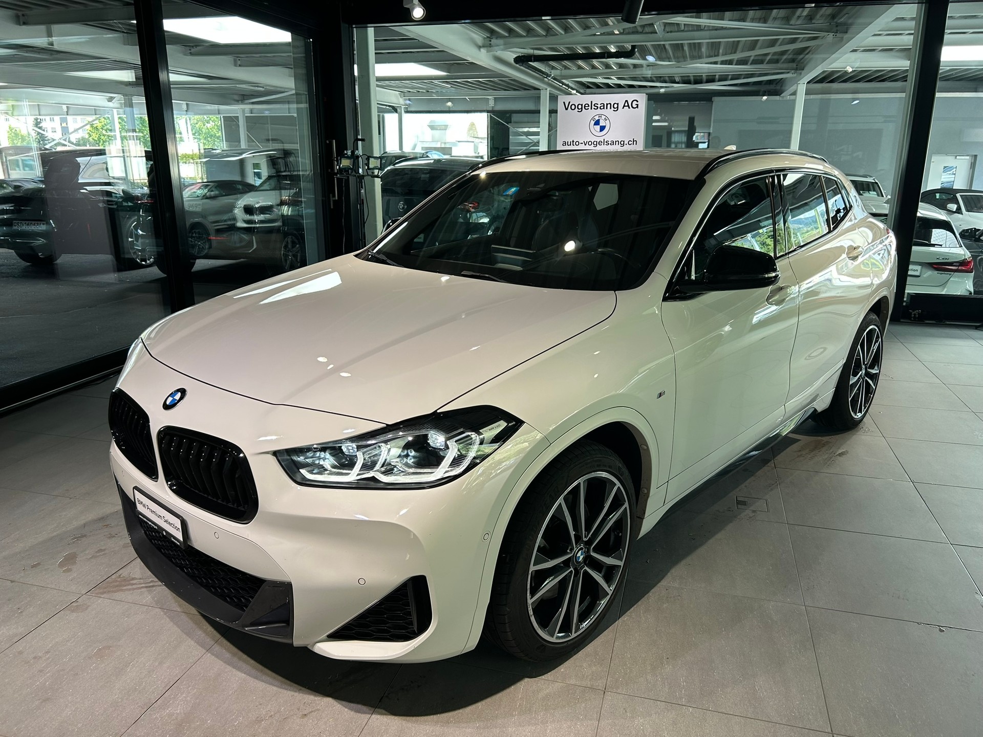 BMW X2 xDrive 20i M Sport-image-0
