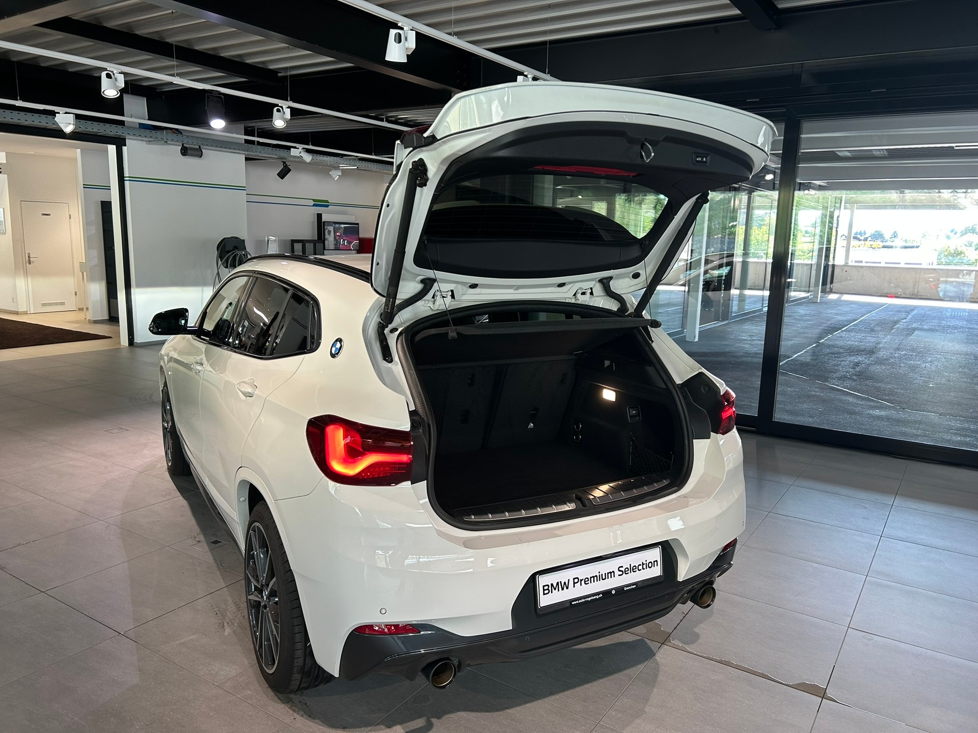 BMW X2 xDrive 20i M Sport-image-9