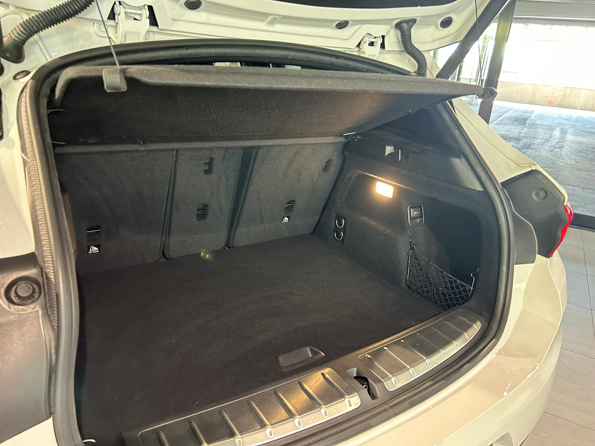 BMW X2 xDrive 20i M Sport-image-31